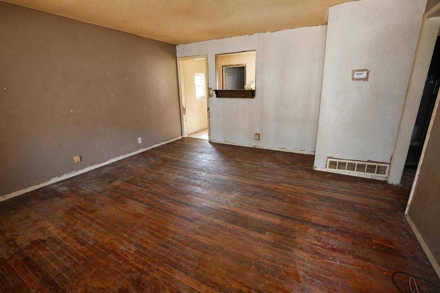337 W Sunflower, Wichita, KS 67217