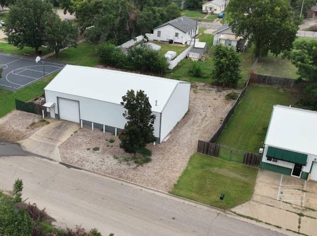 826 N 13th St., Salina, KS 67401