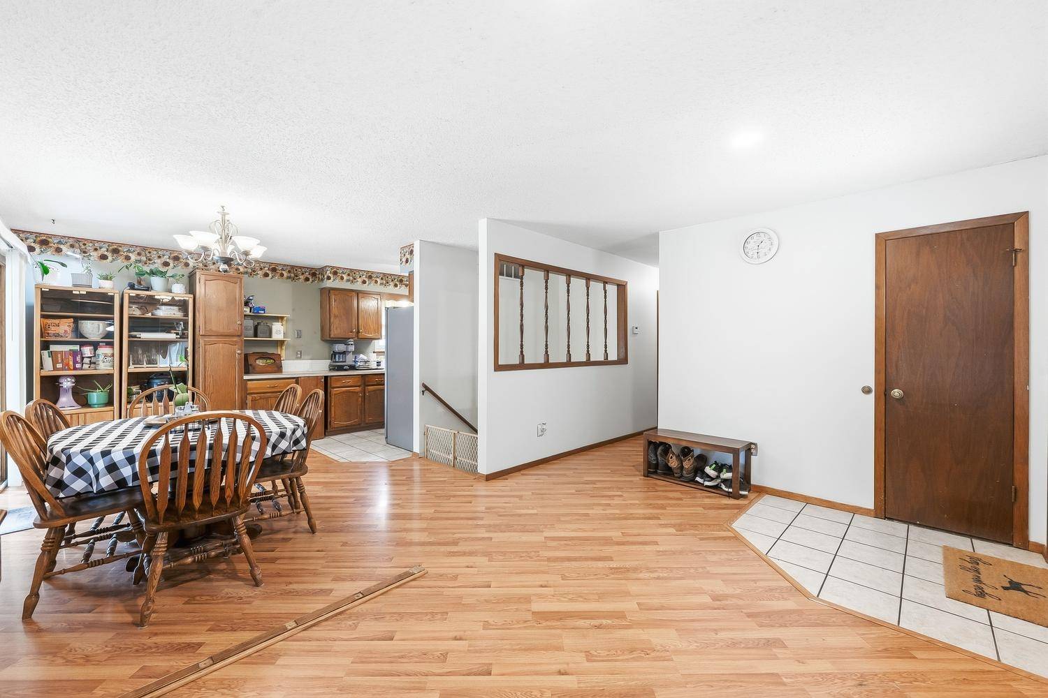 6760 N Tarrytown St, Park City, KS 67219-1530