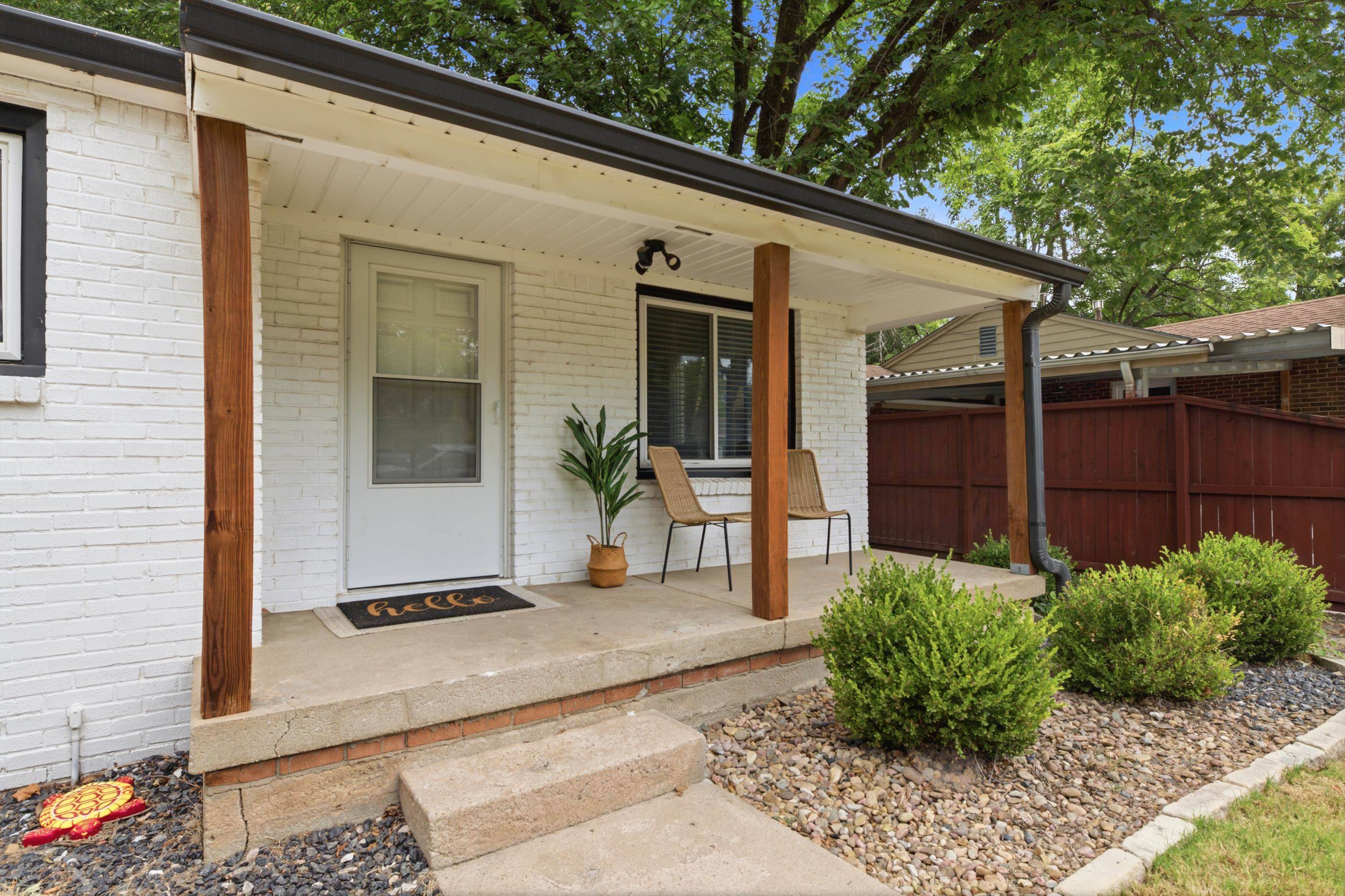1208 E Luther St, Wichita, KS 67216