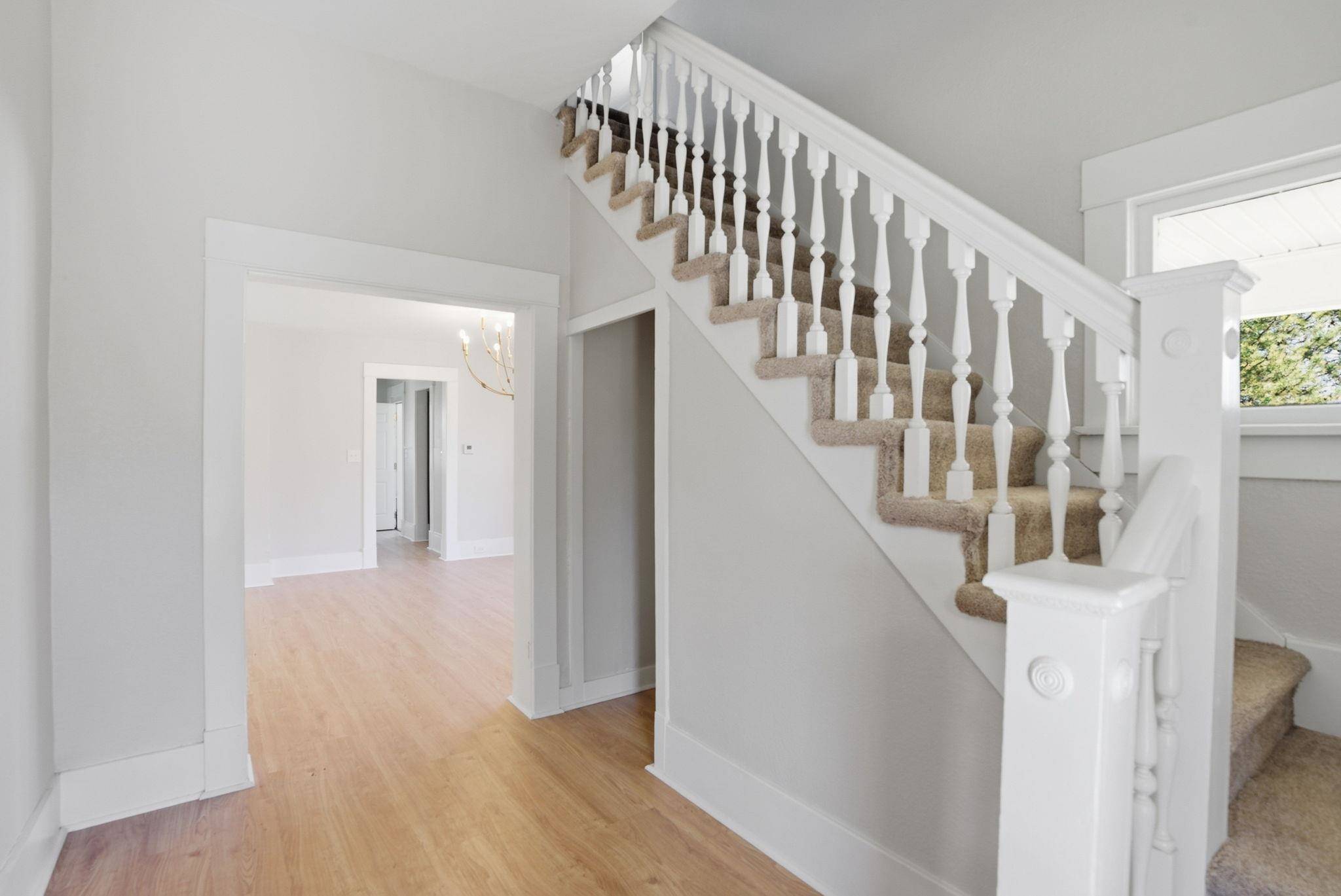 604 W Spring Ave, Conway Springs, KS 67031