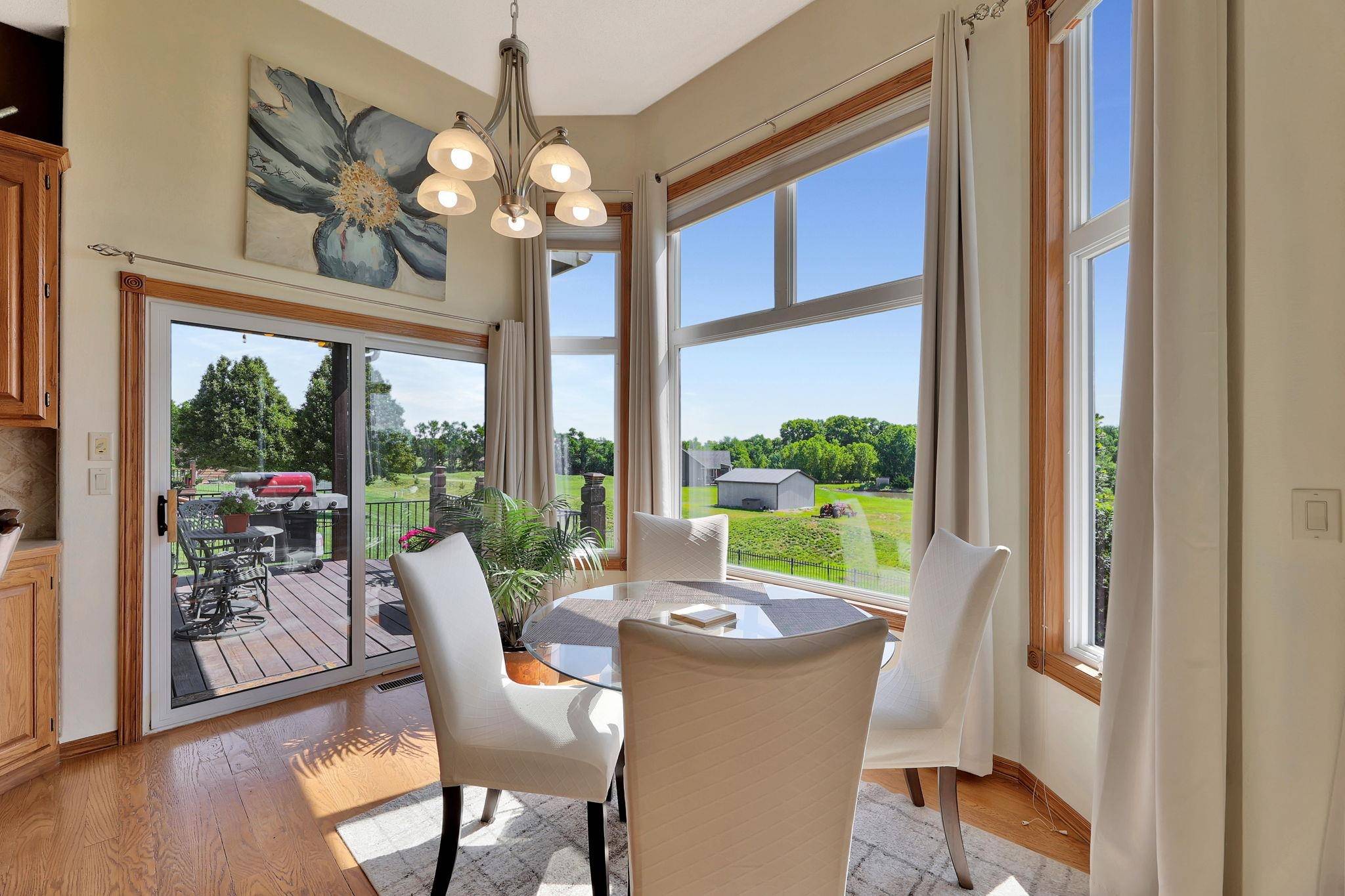 516 N Fiddlers Creek St, Valley Center, KS 67147