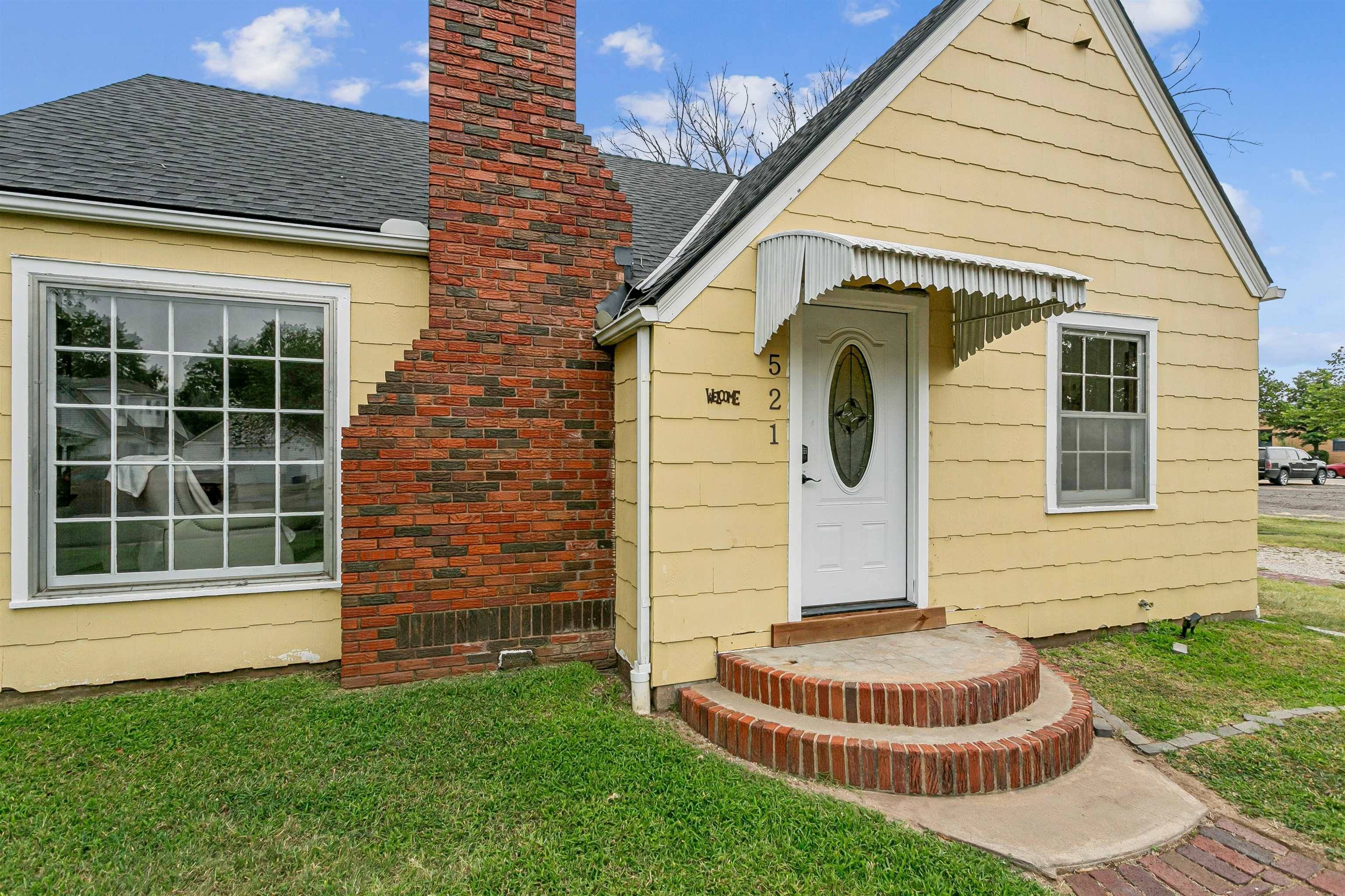 521 N Marshall St, Cheney, KS 67025