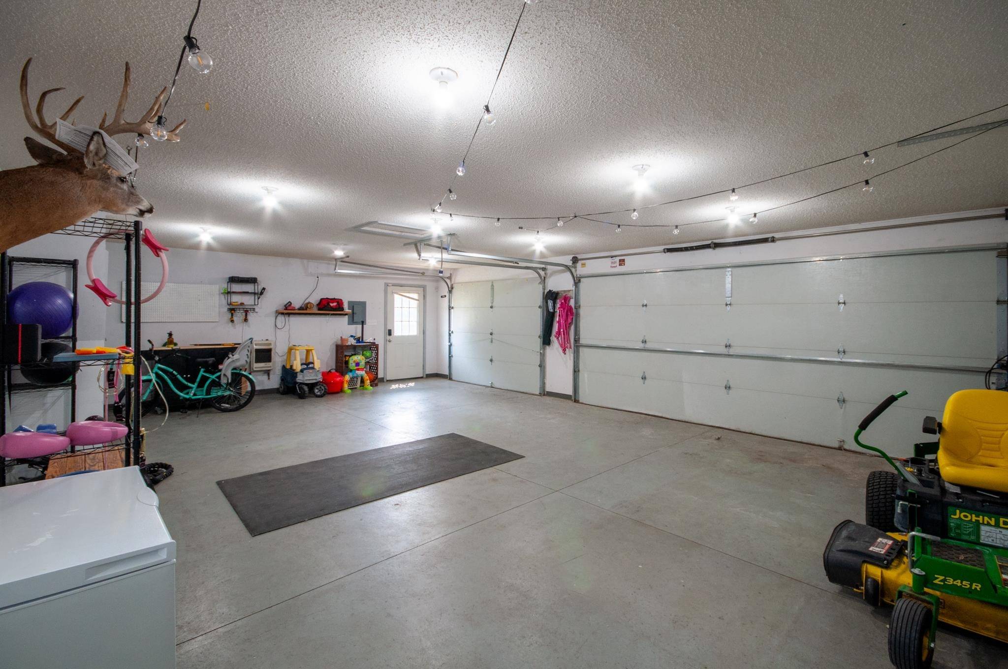6524 W University, Wichita, KS 67209
