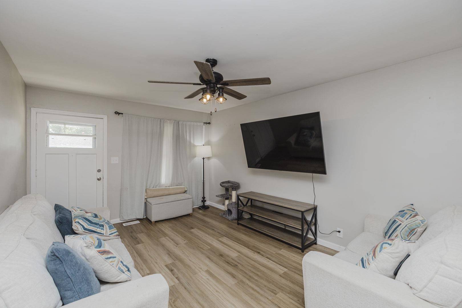 1816 S Millwood, Wichita, KS 67213