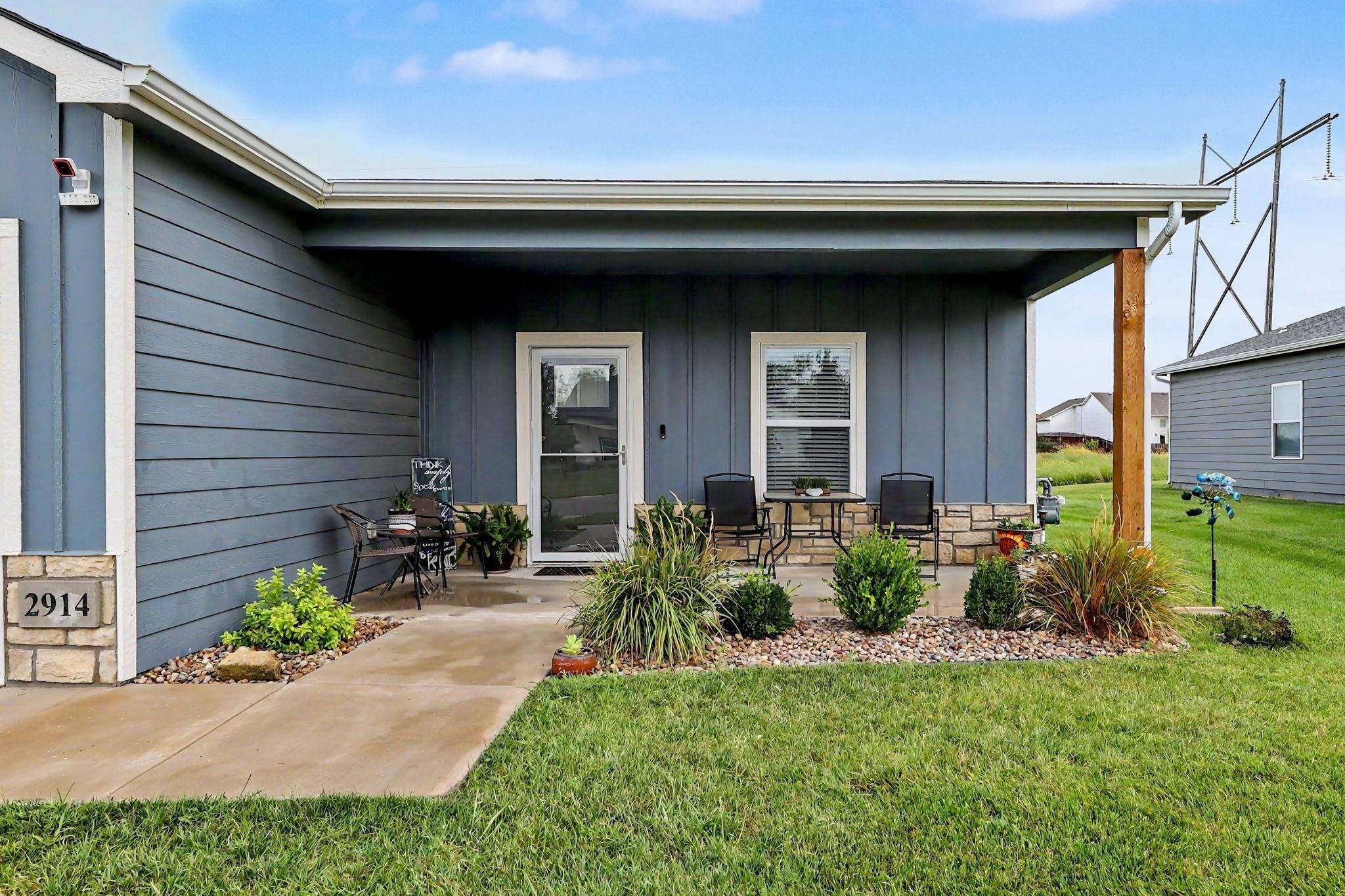 2914 E Highridge St, Park City, KS 67219