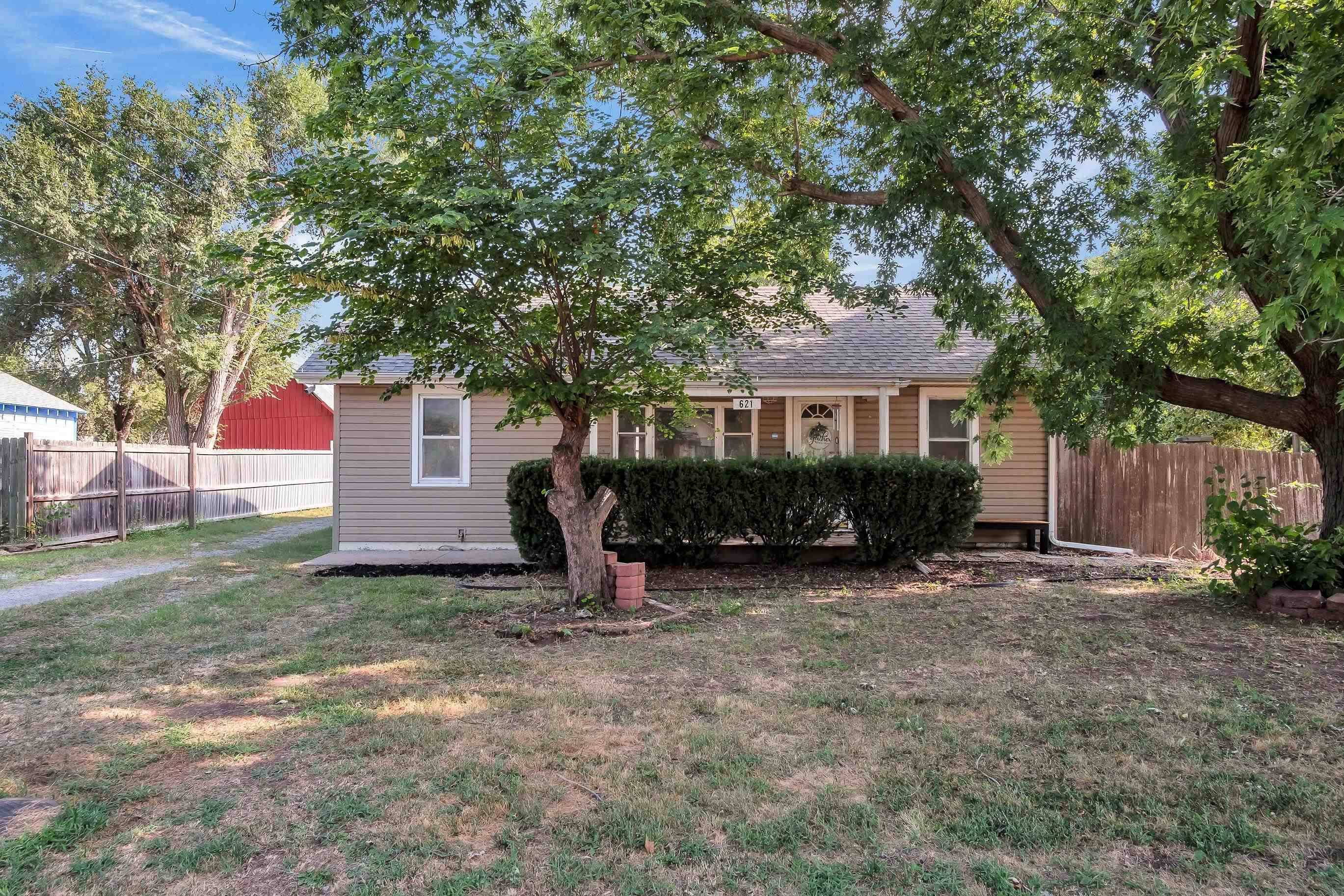 621 W Grant St, Mcpherson, KS 67460