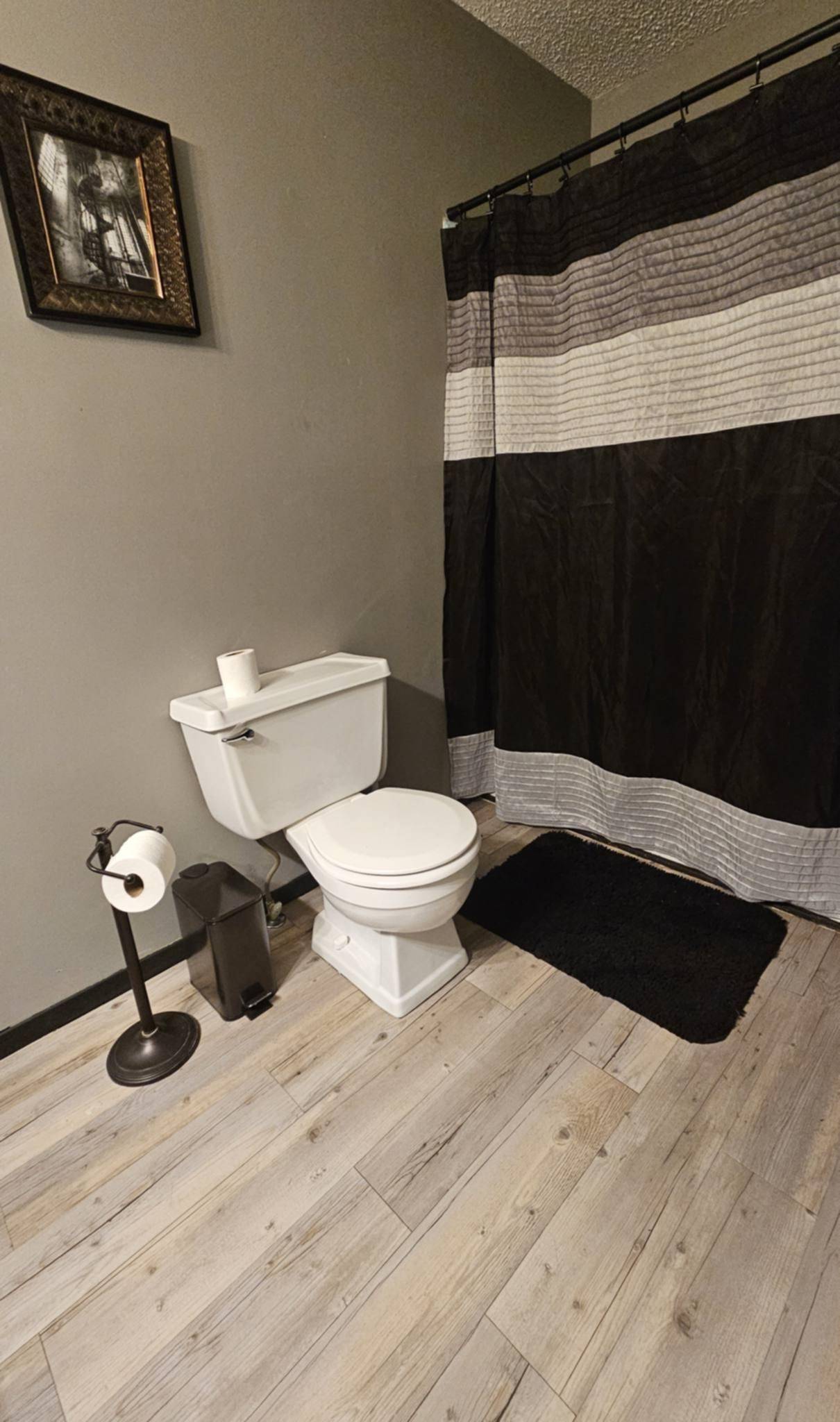 2129 W VENTOSO RD, Wichita, KS 67204-1727