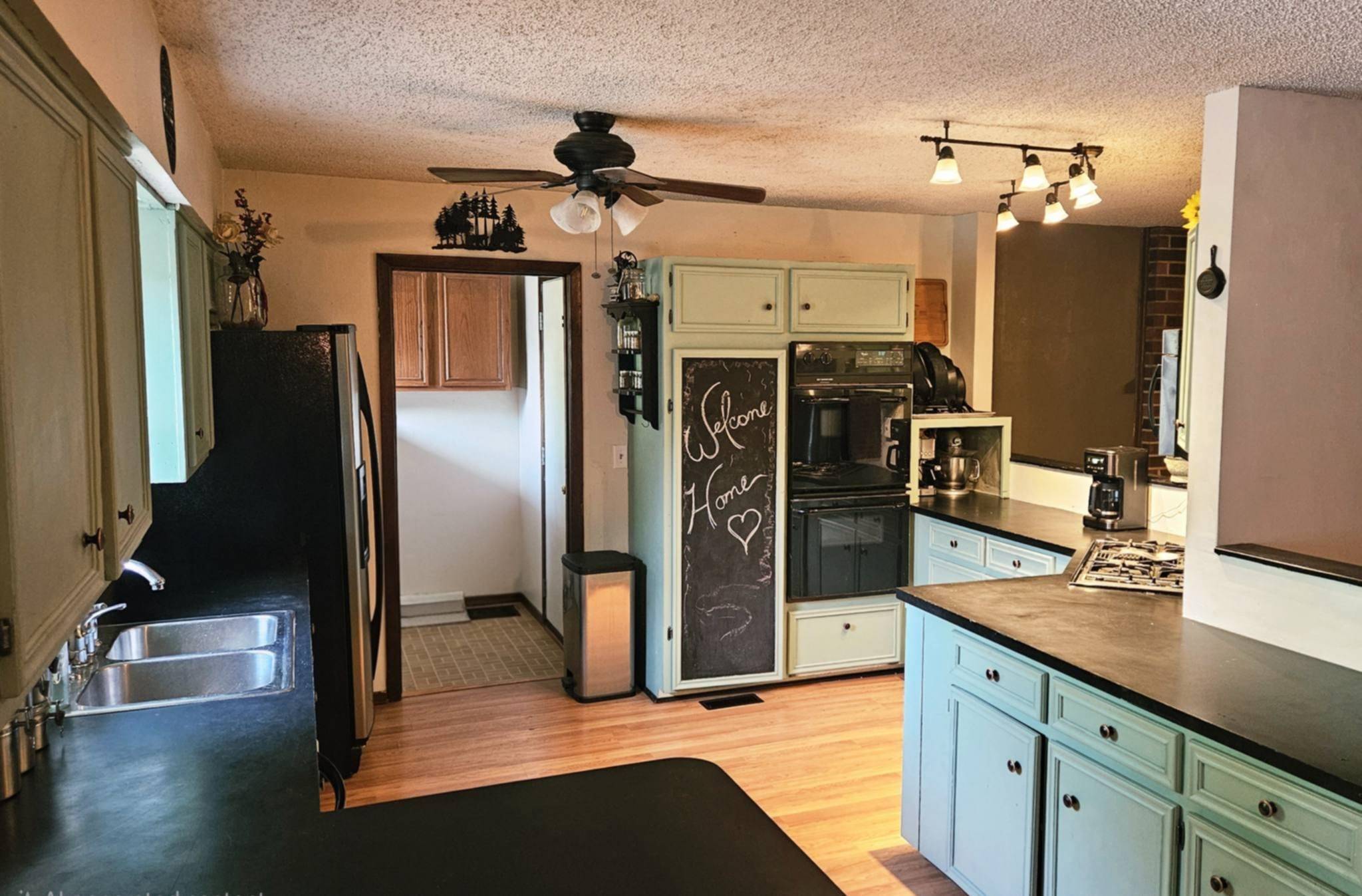2129 W VENTOSO RD, Wichita, KS 67204-1727