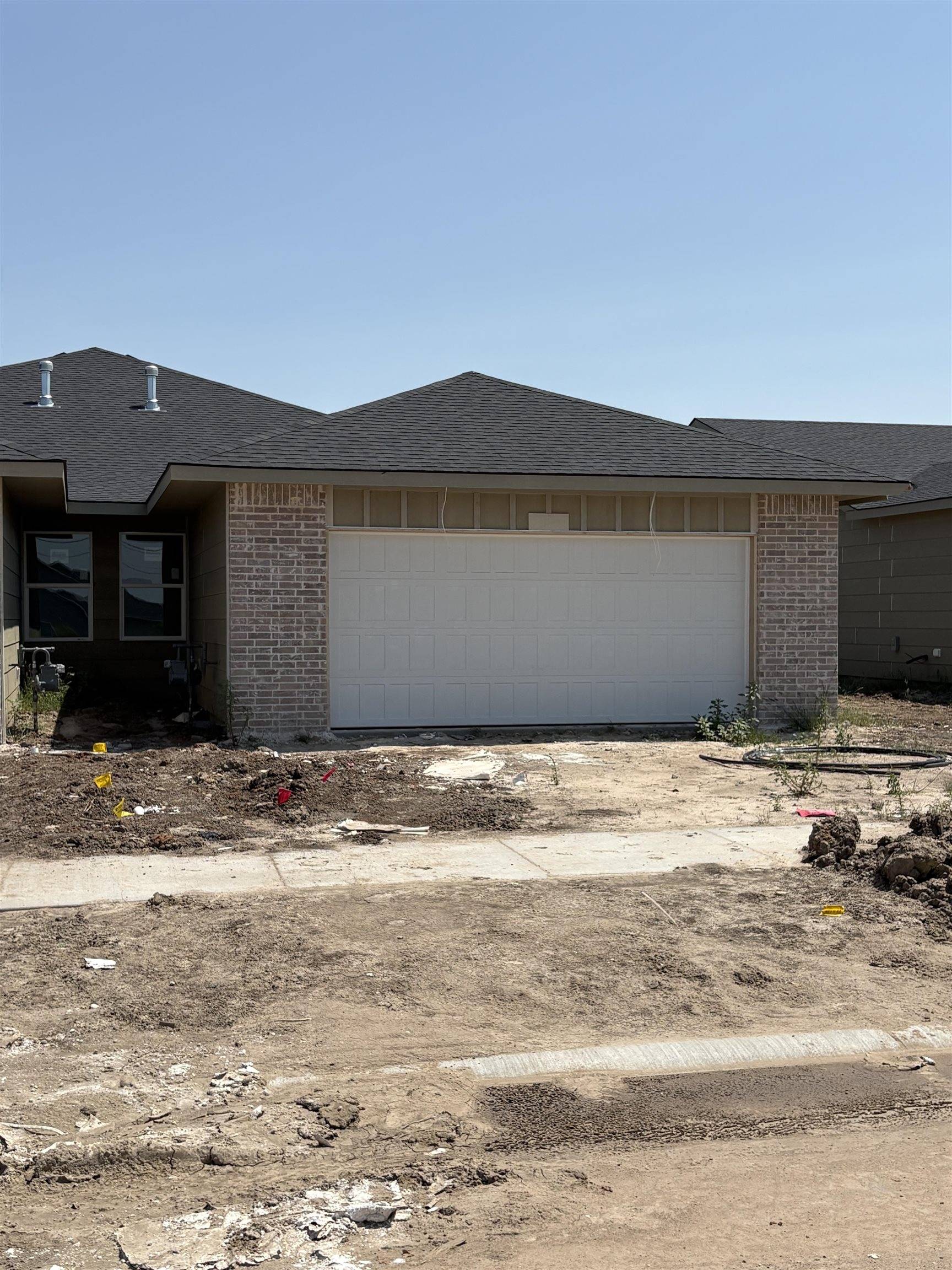 2908 S Denene St, Wichita, KS 67215