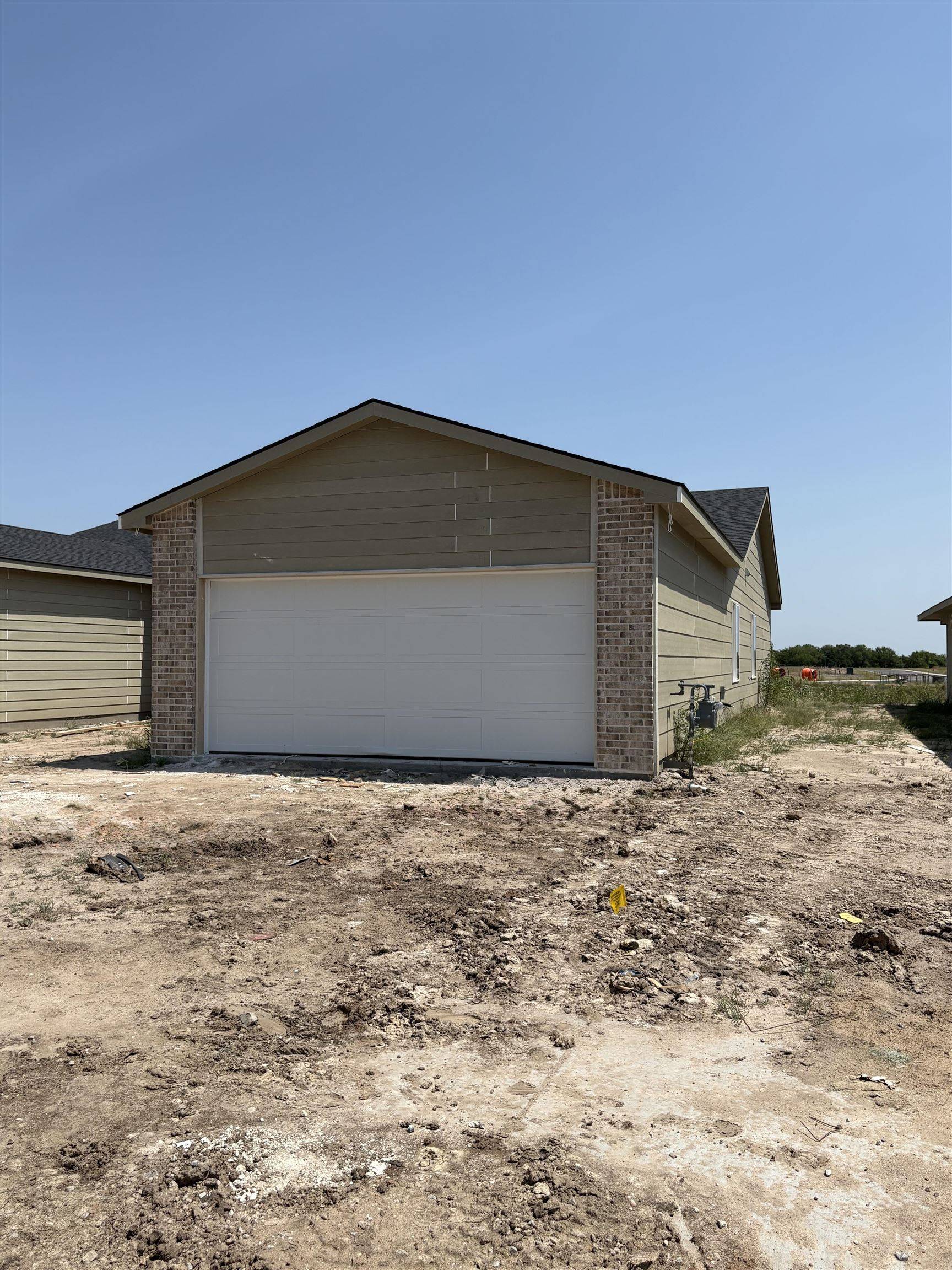 2912 S Denene, Wichita, KS 67215