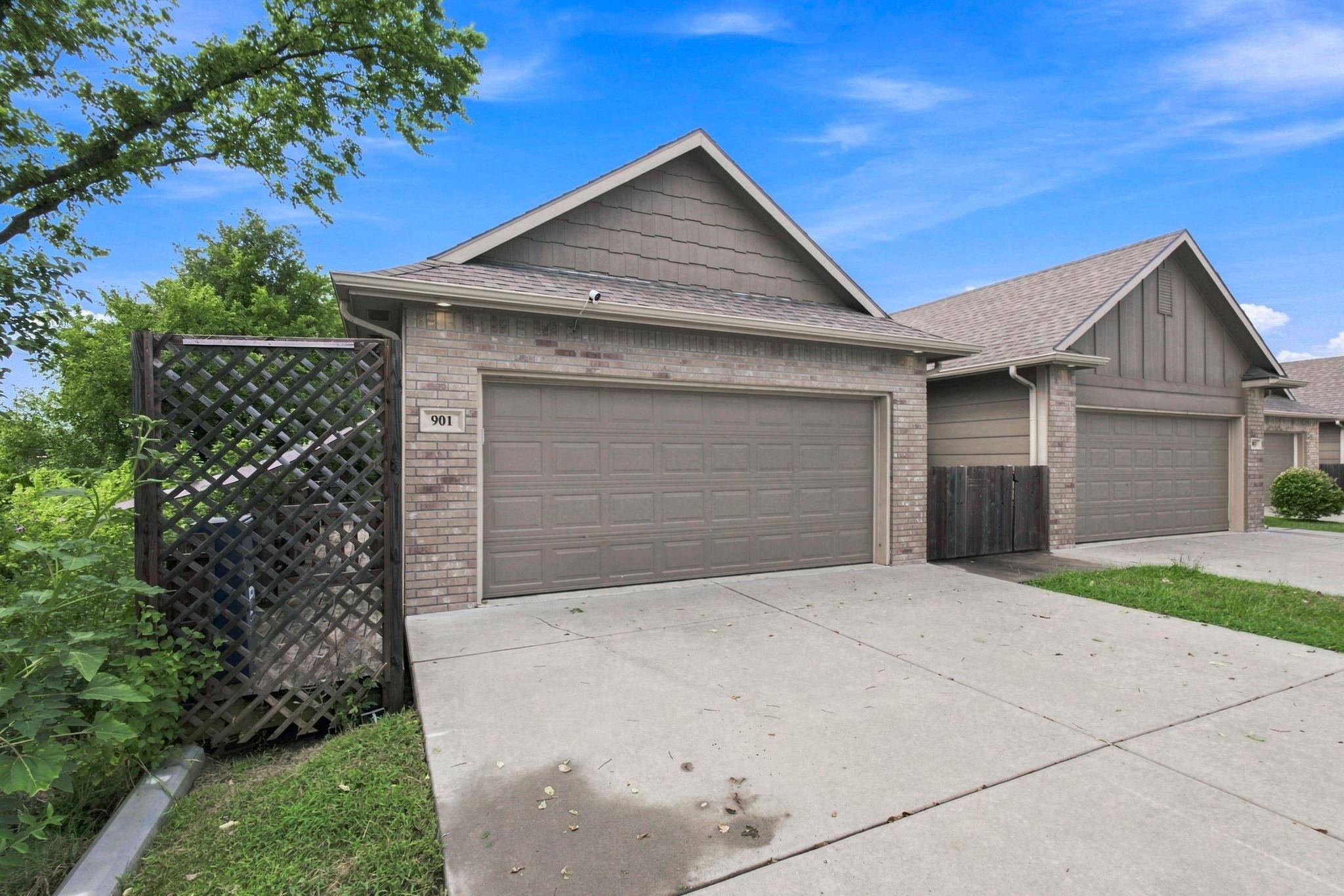 901-903 W Onewood Pl, Andover, KS 67002