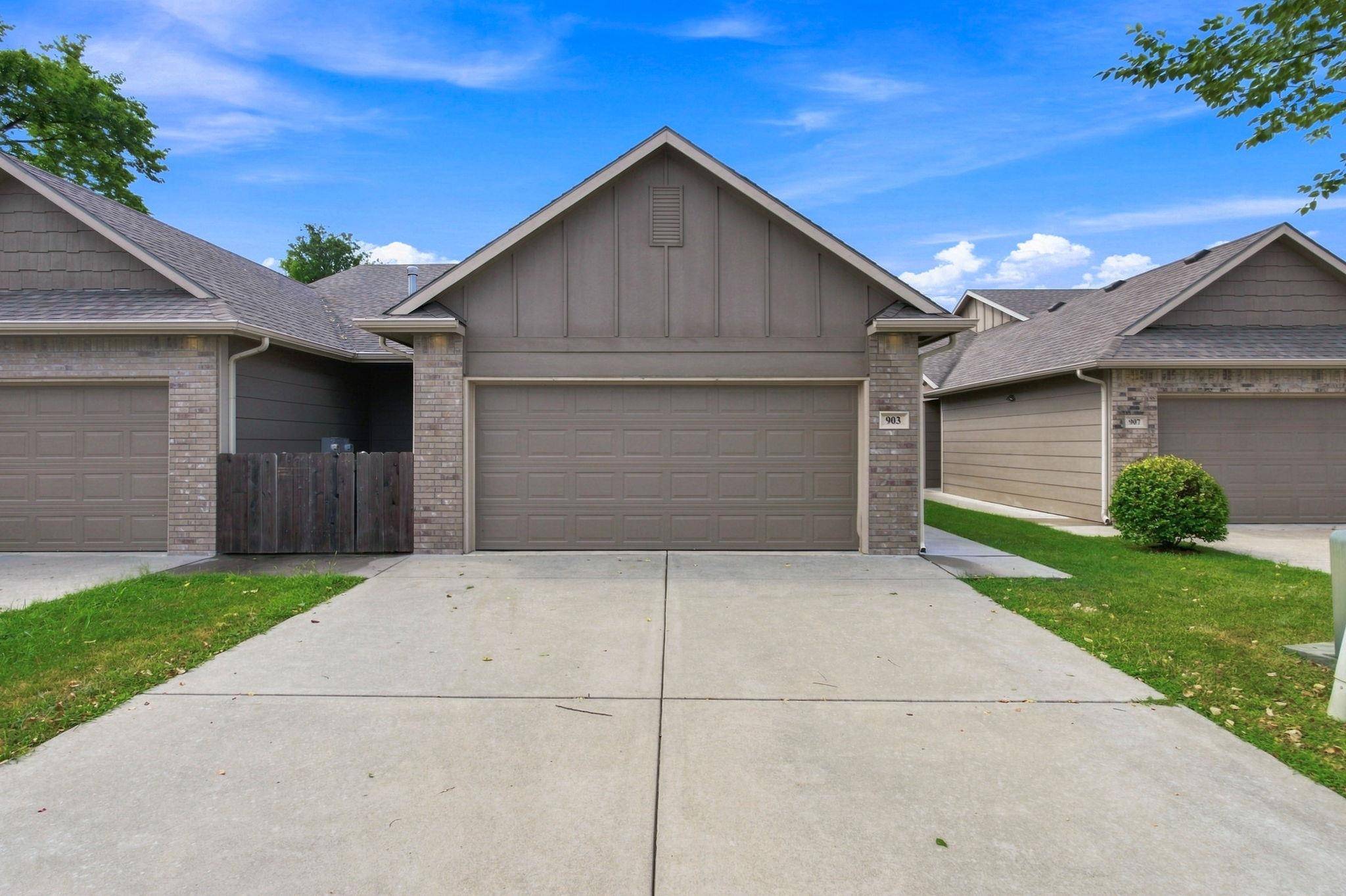 901-903 W Onewood Pl, Andover, KS 67002
