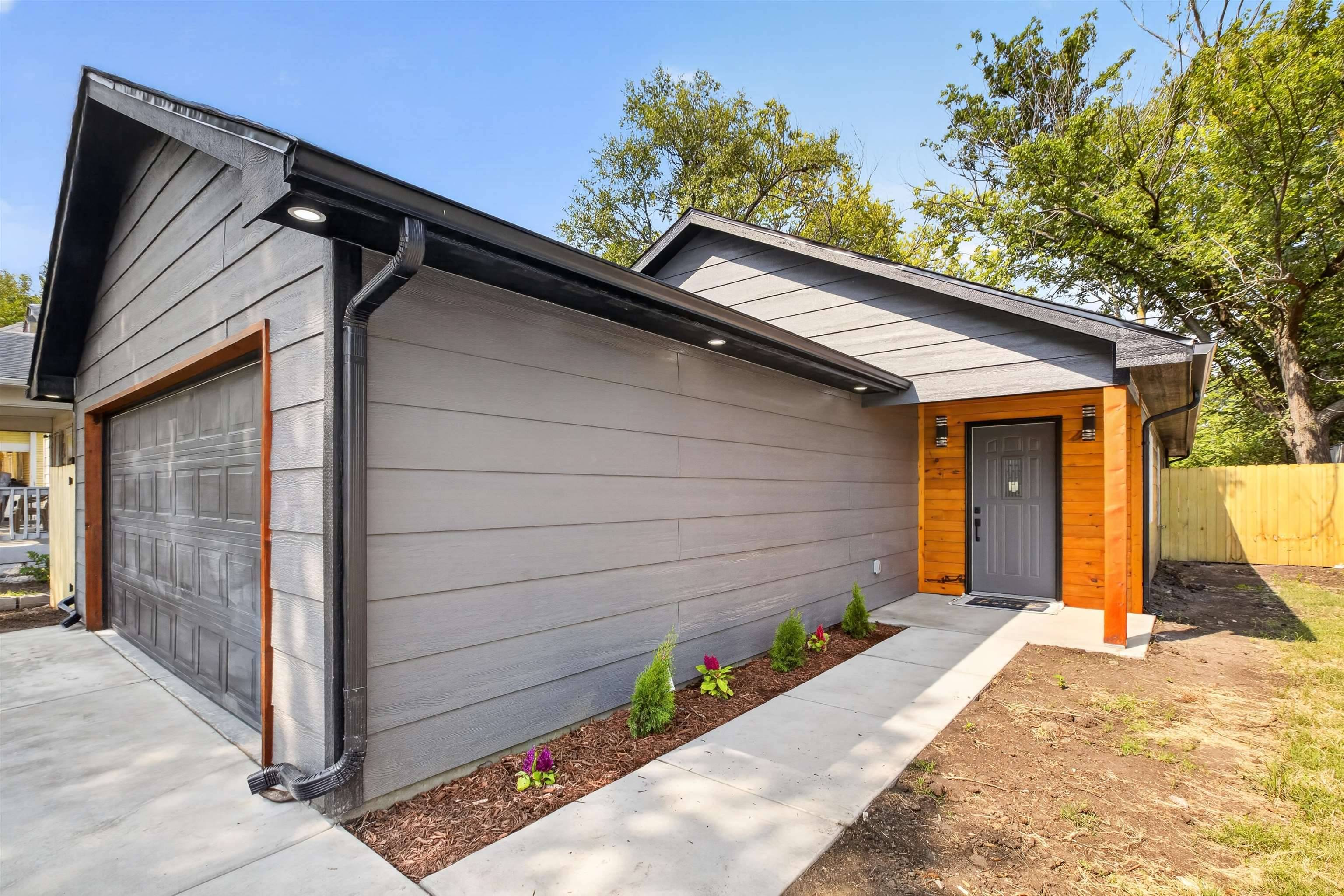 1639 S Lulu, Wichita, KS 67211