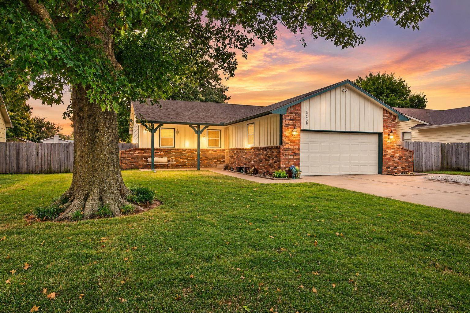 10309 W Dora St, Wichita, KS 67209