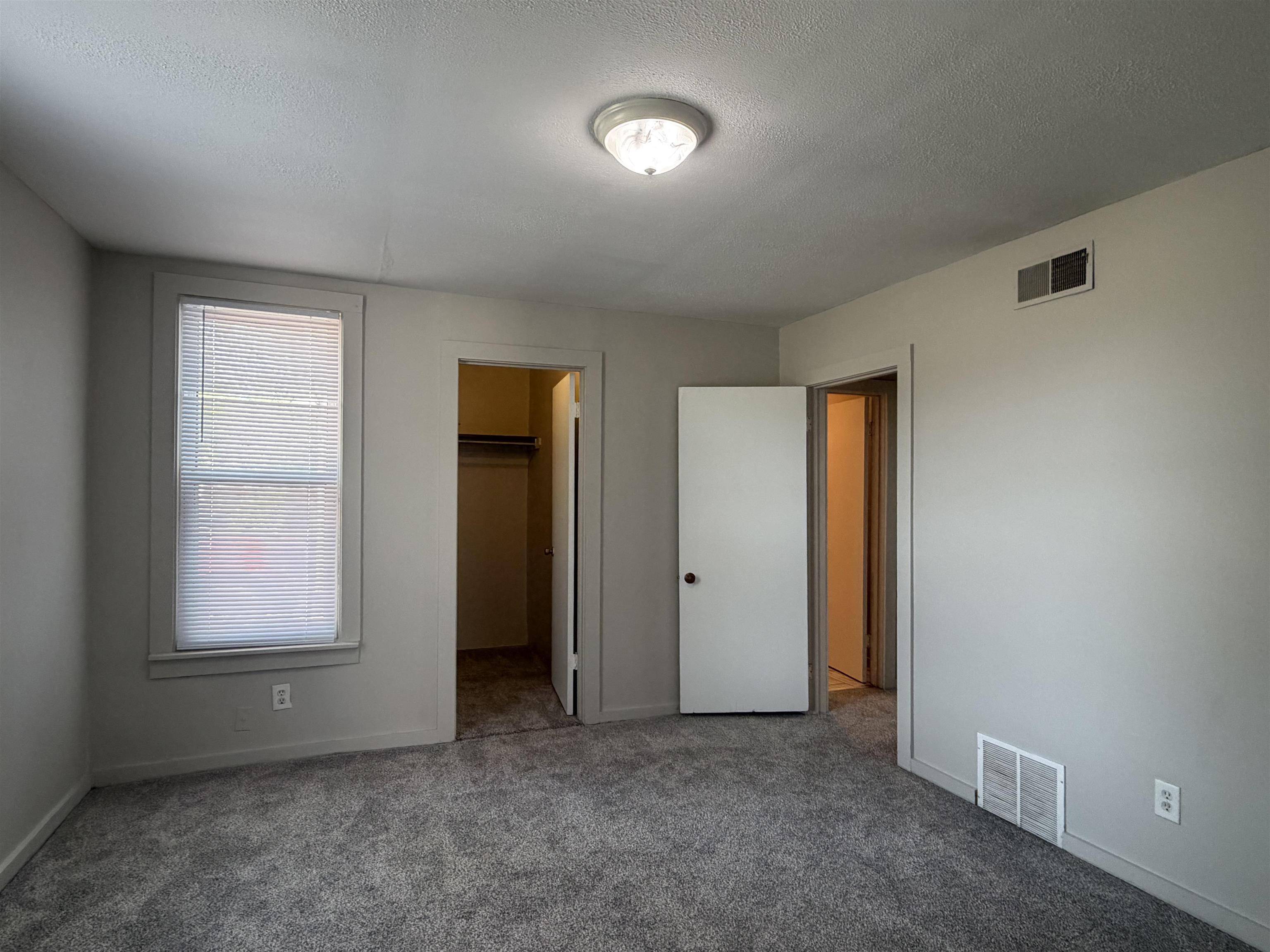 109 S West Pl., Salina, KS 67401