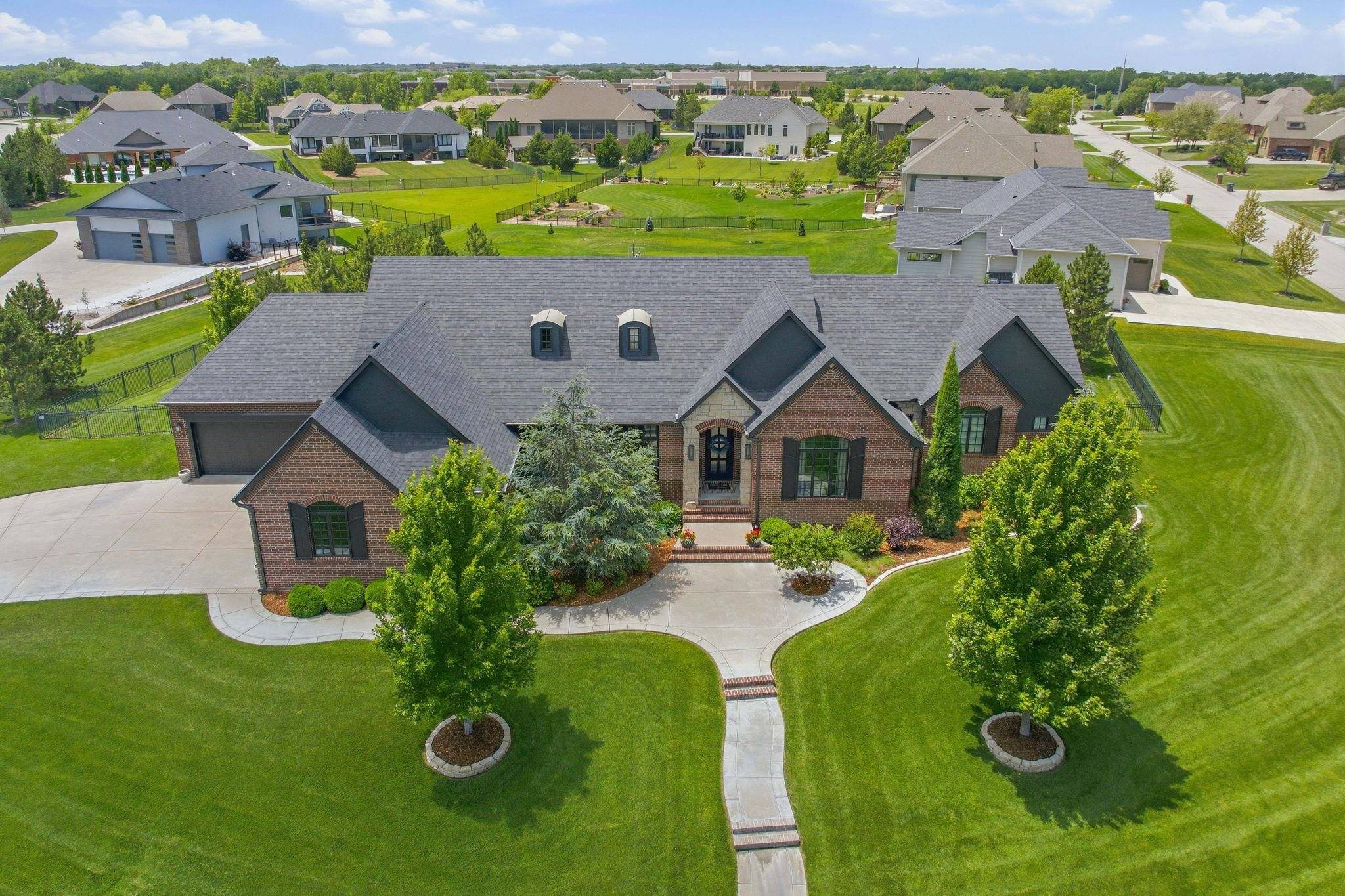 2035 S Welsh St, Wichita, KS 67230