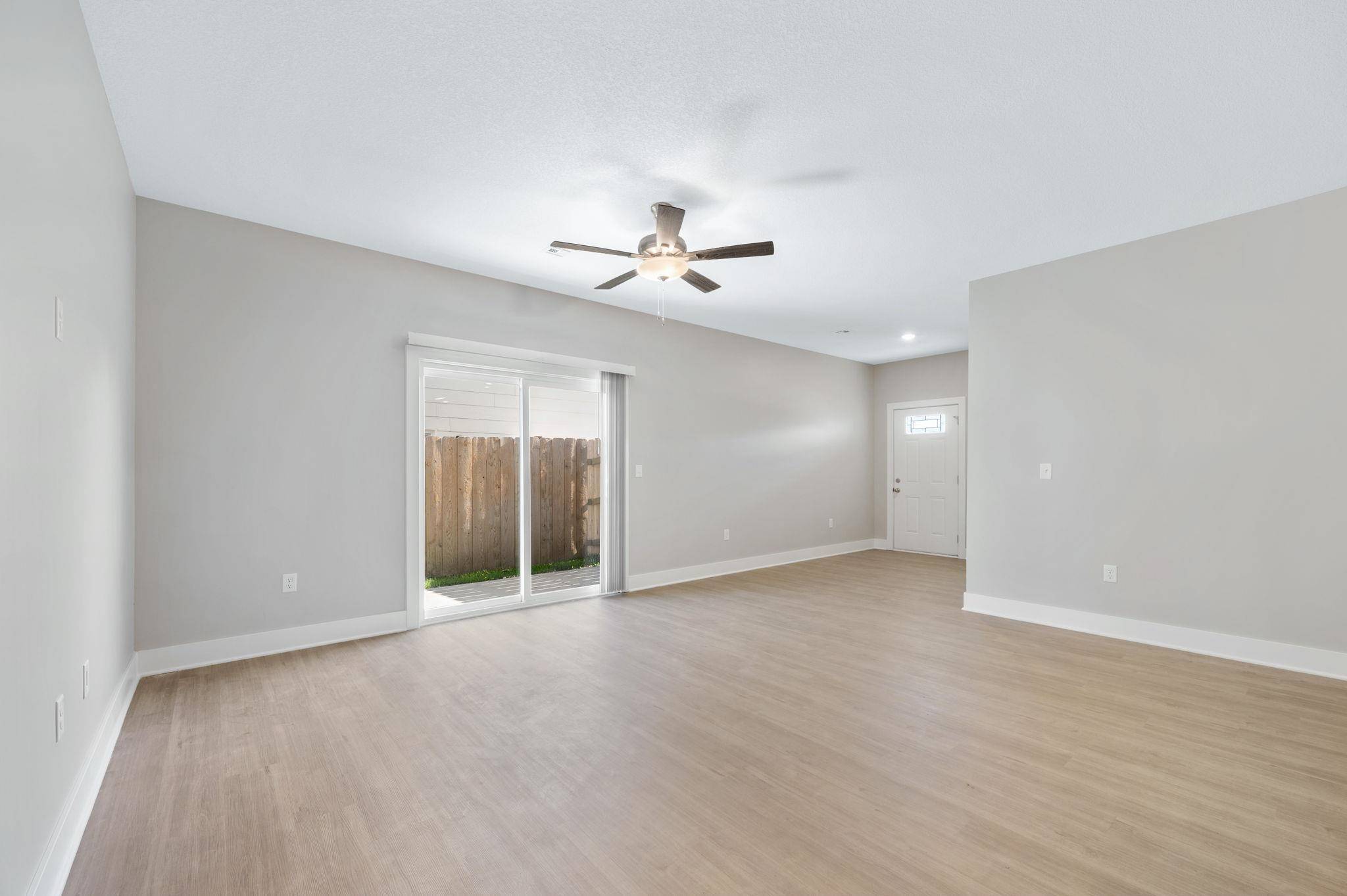9131 / 9133 E Chris Ct, Bel Aire, KS 67226