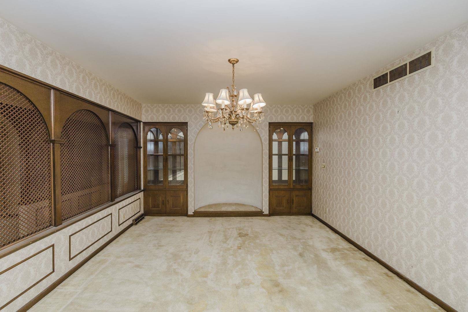 2243 W Bella Vista, Wichita, KS 67203