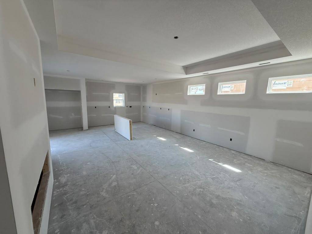 8986 E Joshua St, Bel Aire, KS 67226