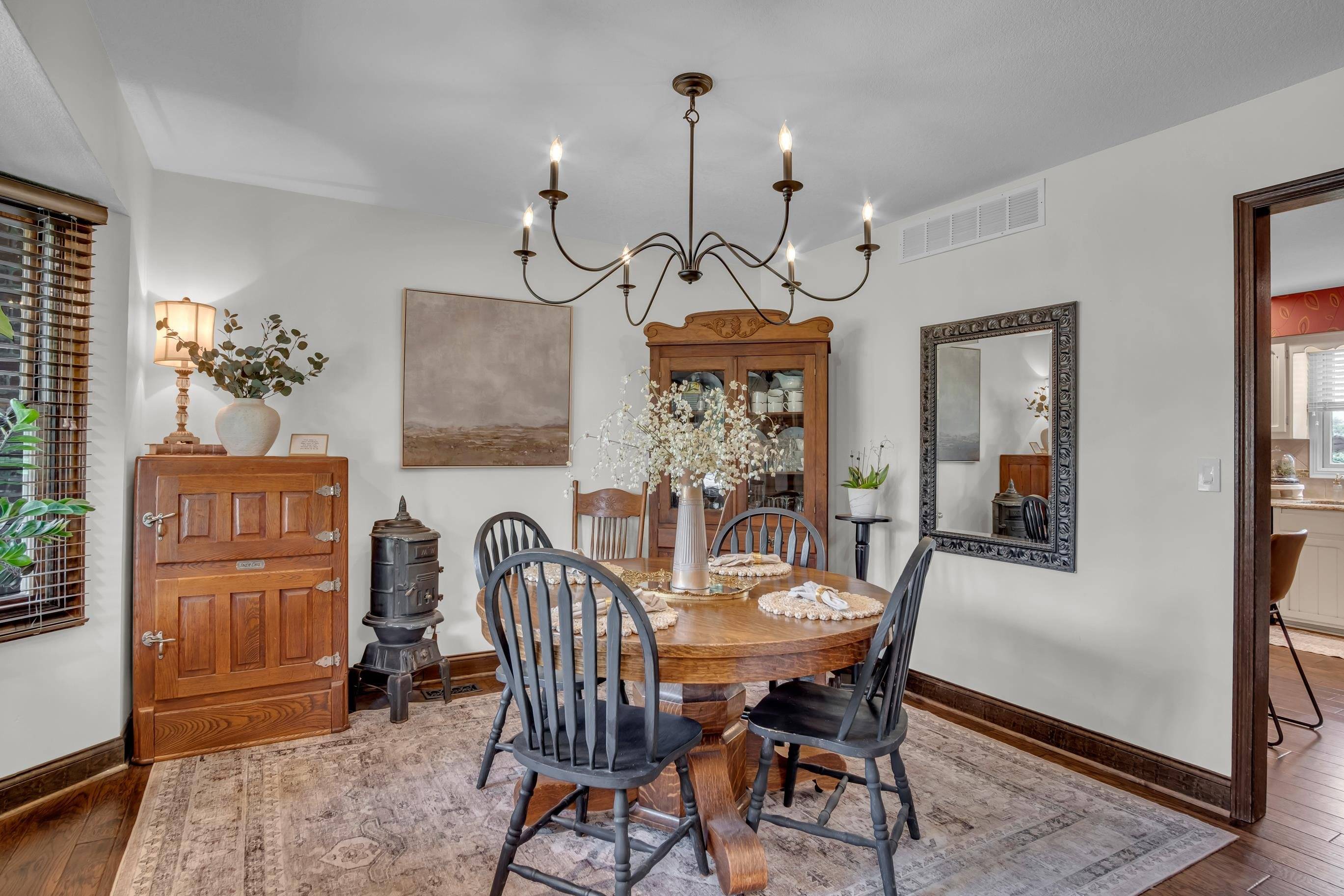 848 Trinity Ct, Newton, KS 67114