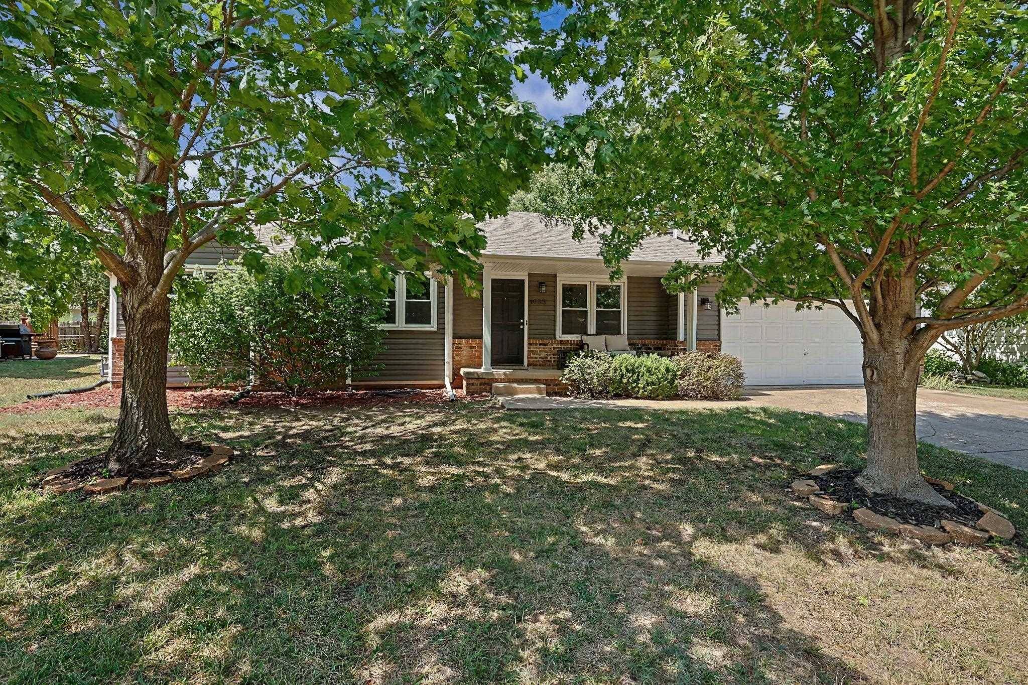 1633 N Tanglewood, Rose Hill, KS 67133