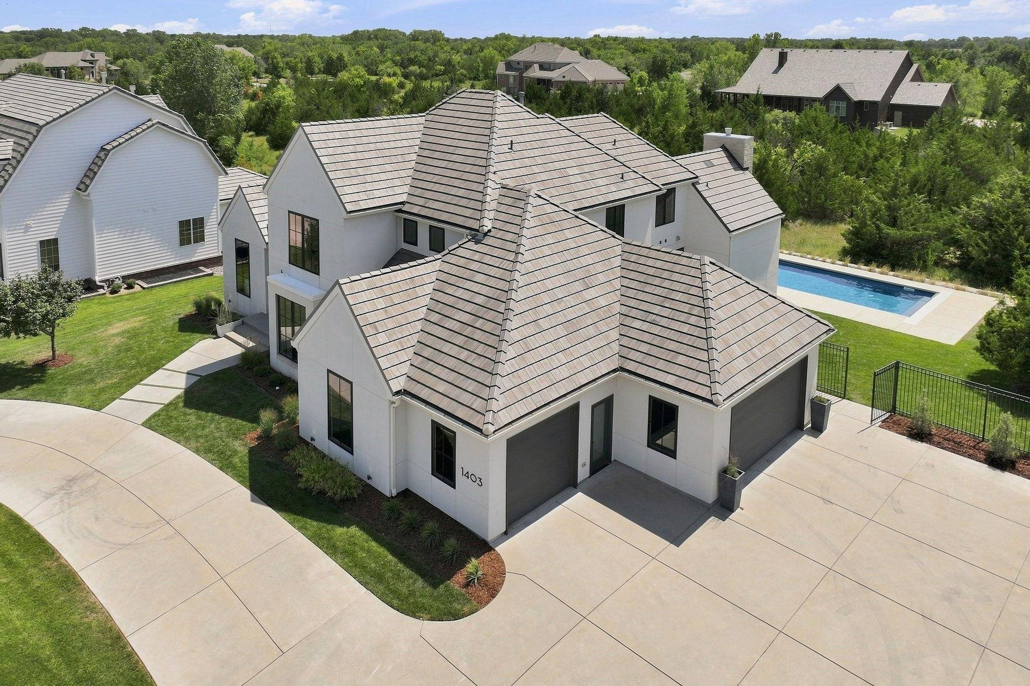 1403 E Juniper Crest Ct, Andover, KS 67002