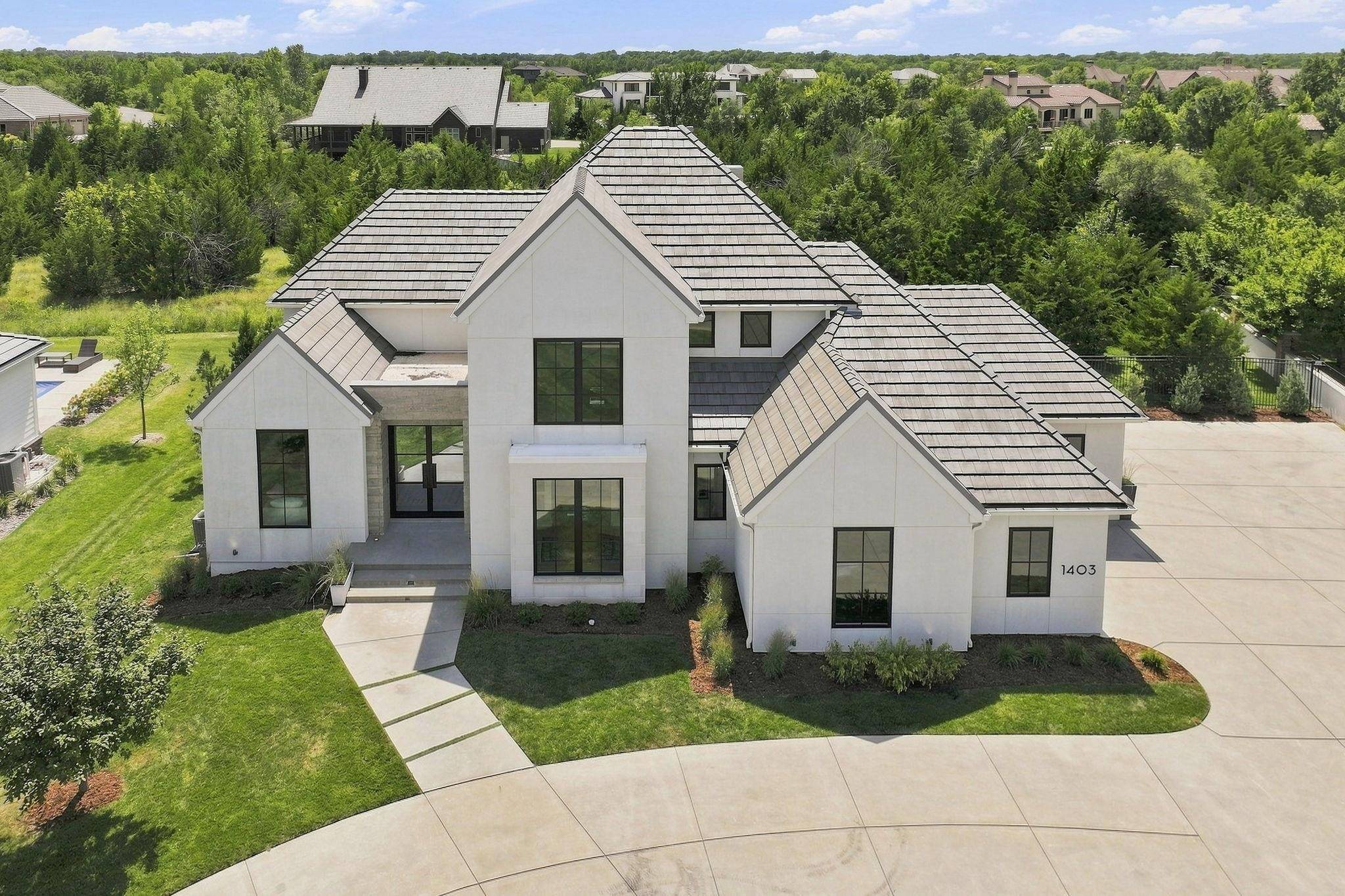 1403 E Juniper Crest Ct, Andover, KS 67002