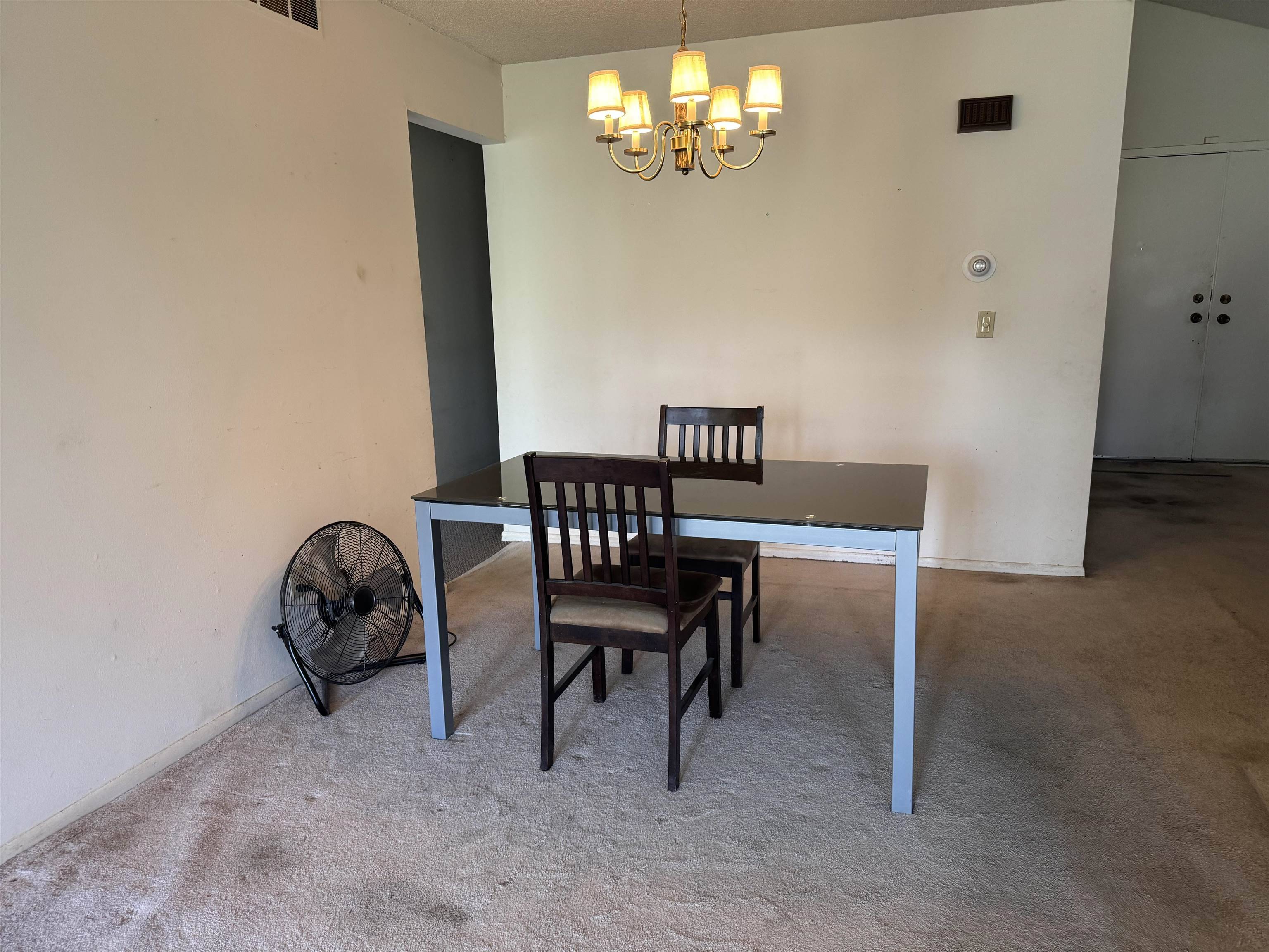 8419 E Harry, Wichita, KS 67207