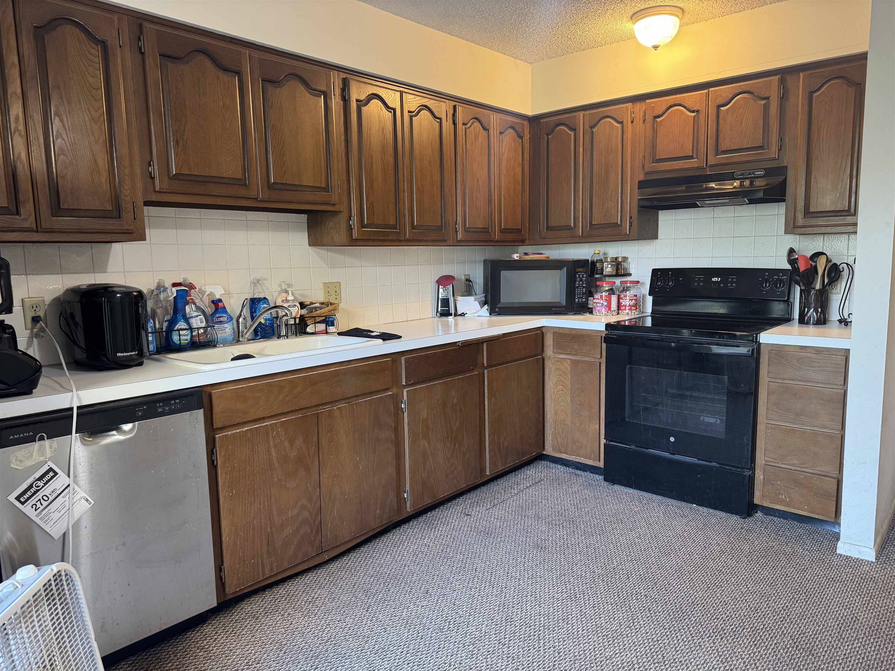 8419 E Harry, Wichita, KS 67207