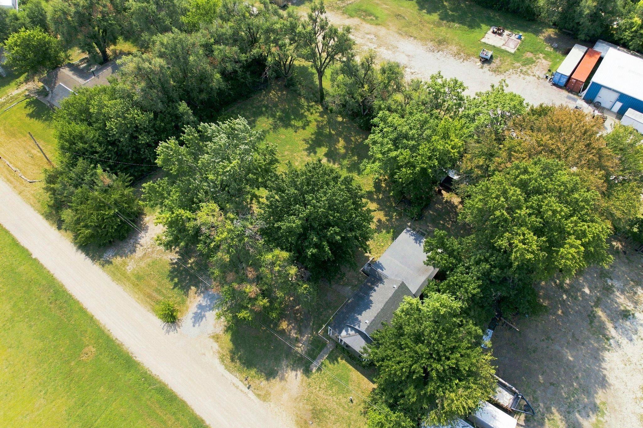 6520 N Broadway, Park City, KS 67219