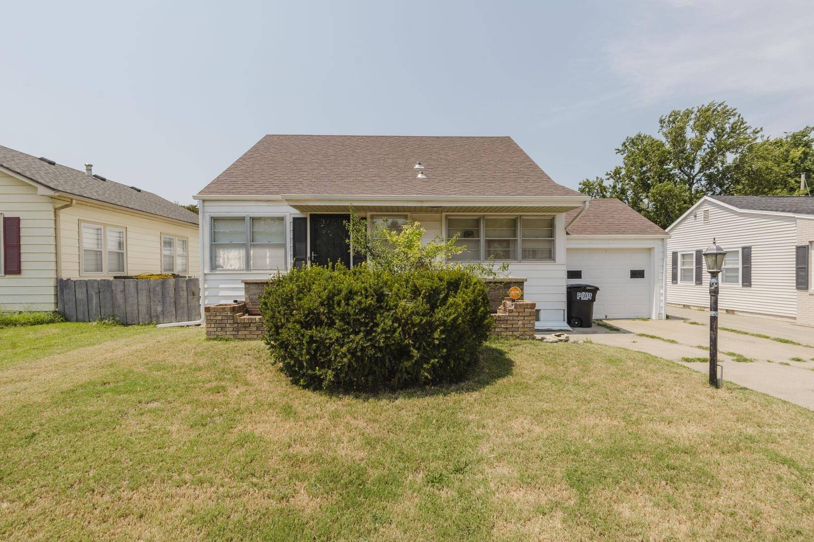 305 Lawrence St., Pratt, KS 67124