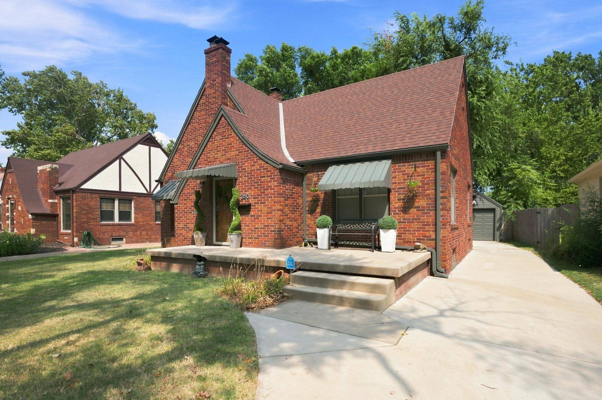 260 S Minneapolis Ave, Wichita, KS 67211