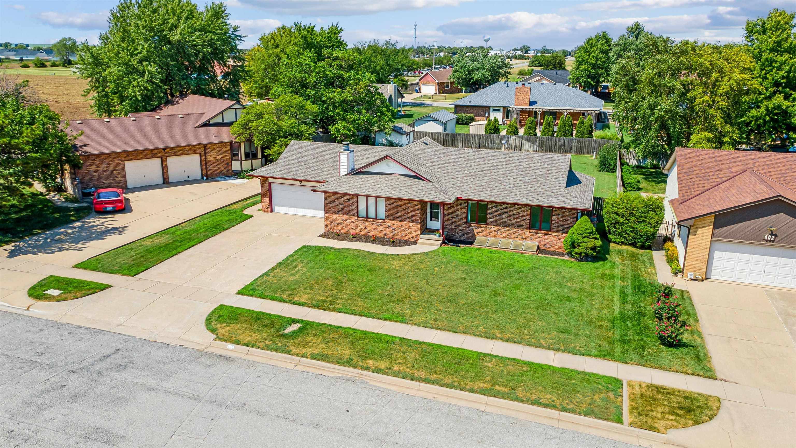 406 Brazos Dr, Goddard, KS 67052