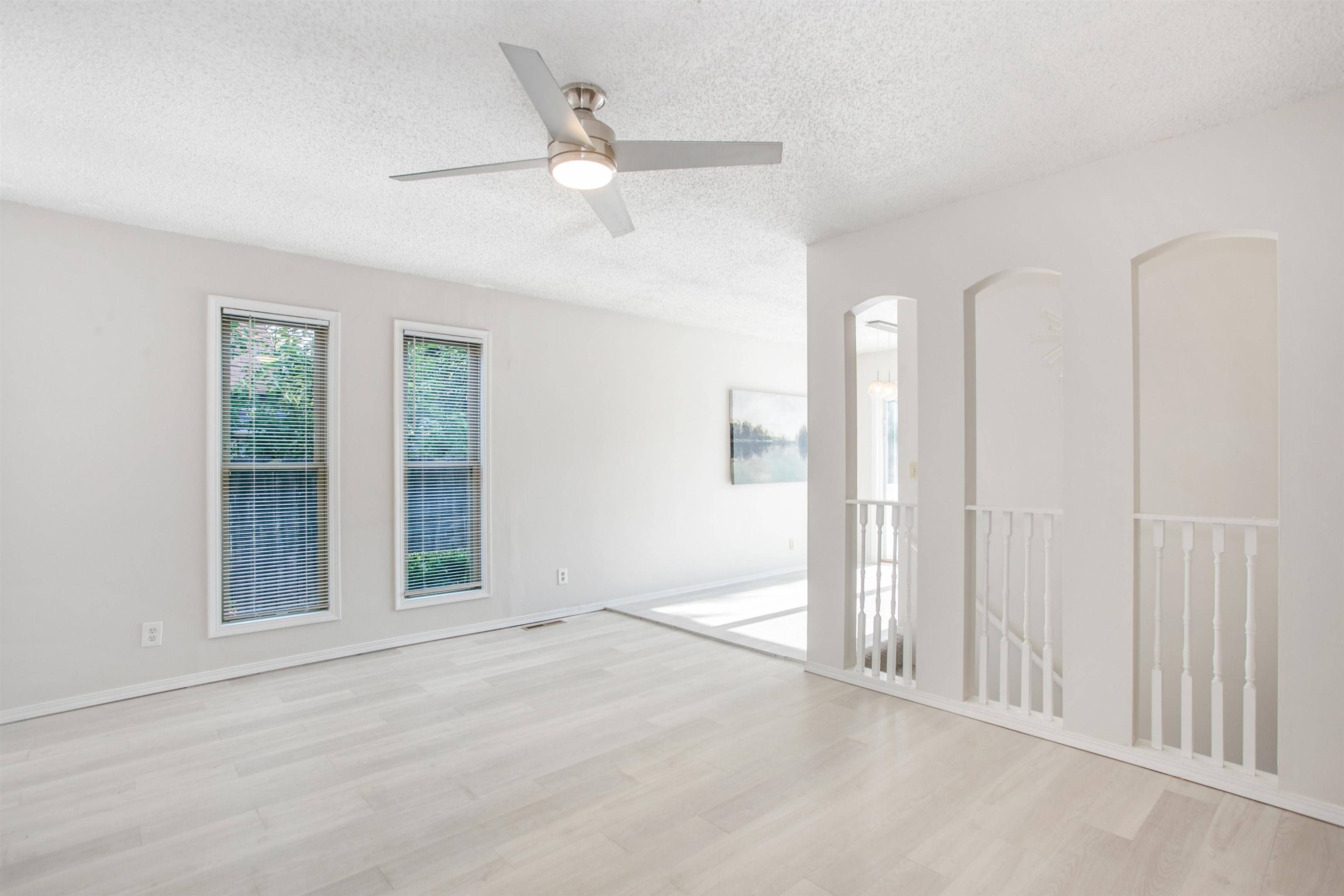 142 N Tracy St, Wichita, KS 67212