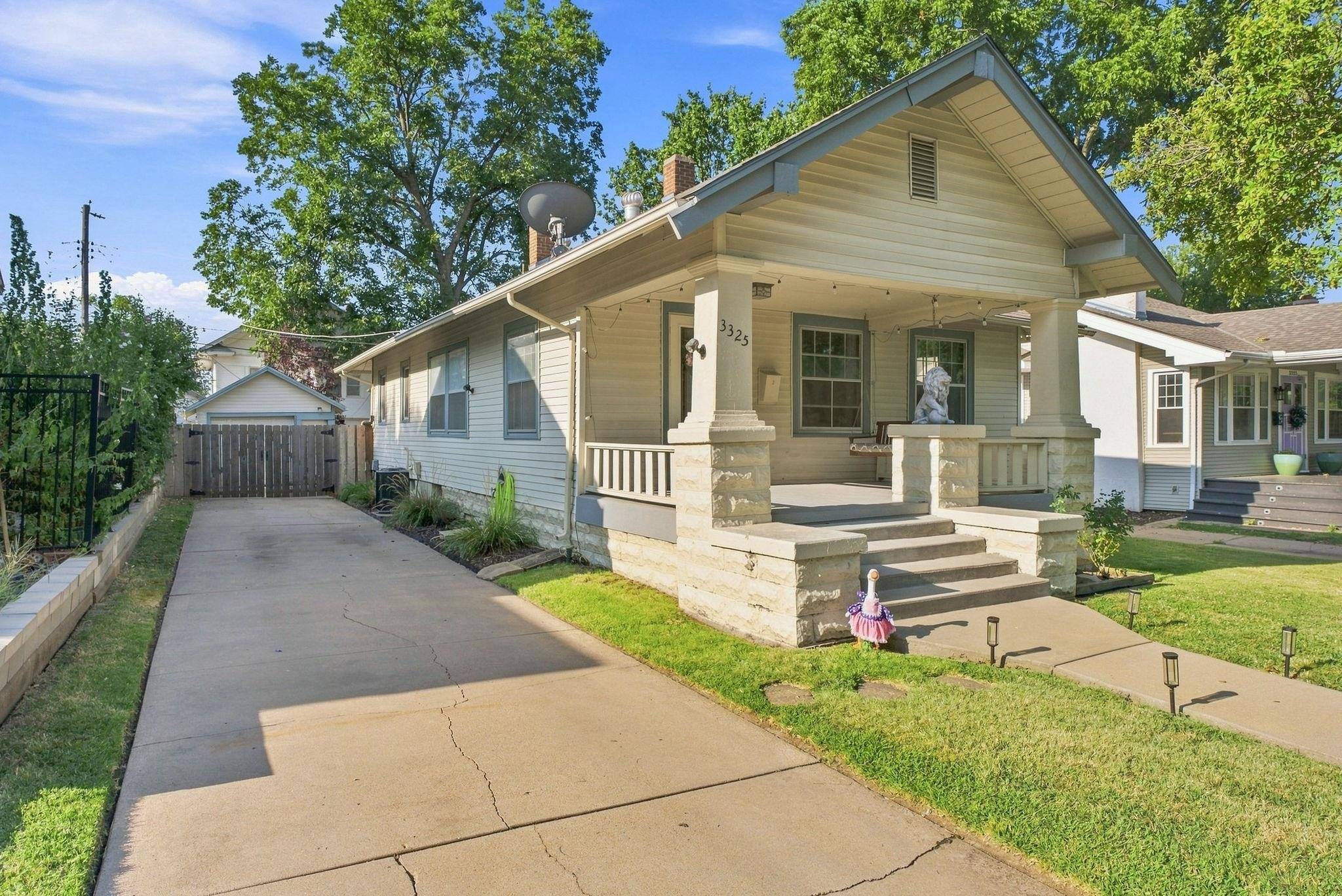 3325 E Chatfield Place, Wichita, KS 67208