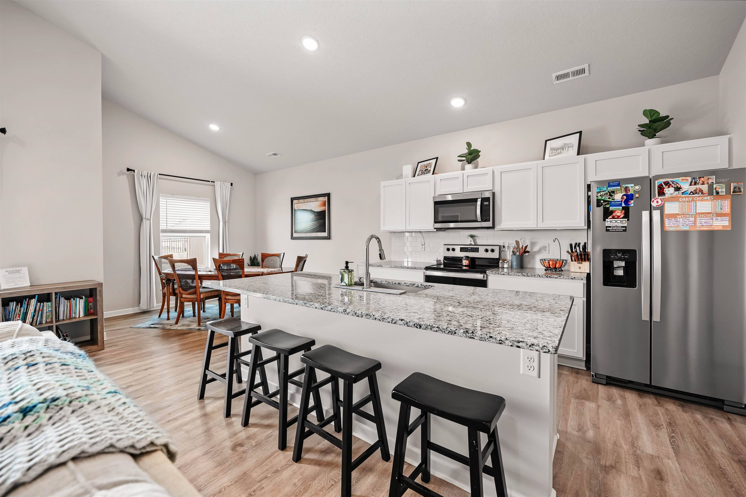 1416 Curtiss Dr., Mcpherson, KS 67460