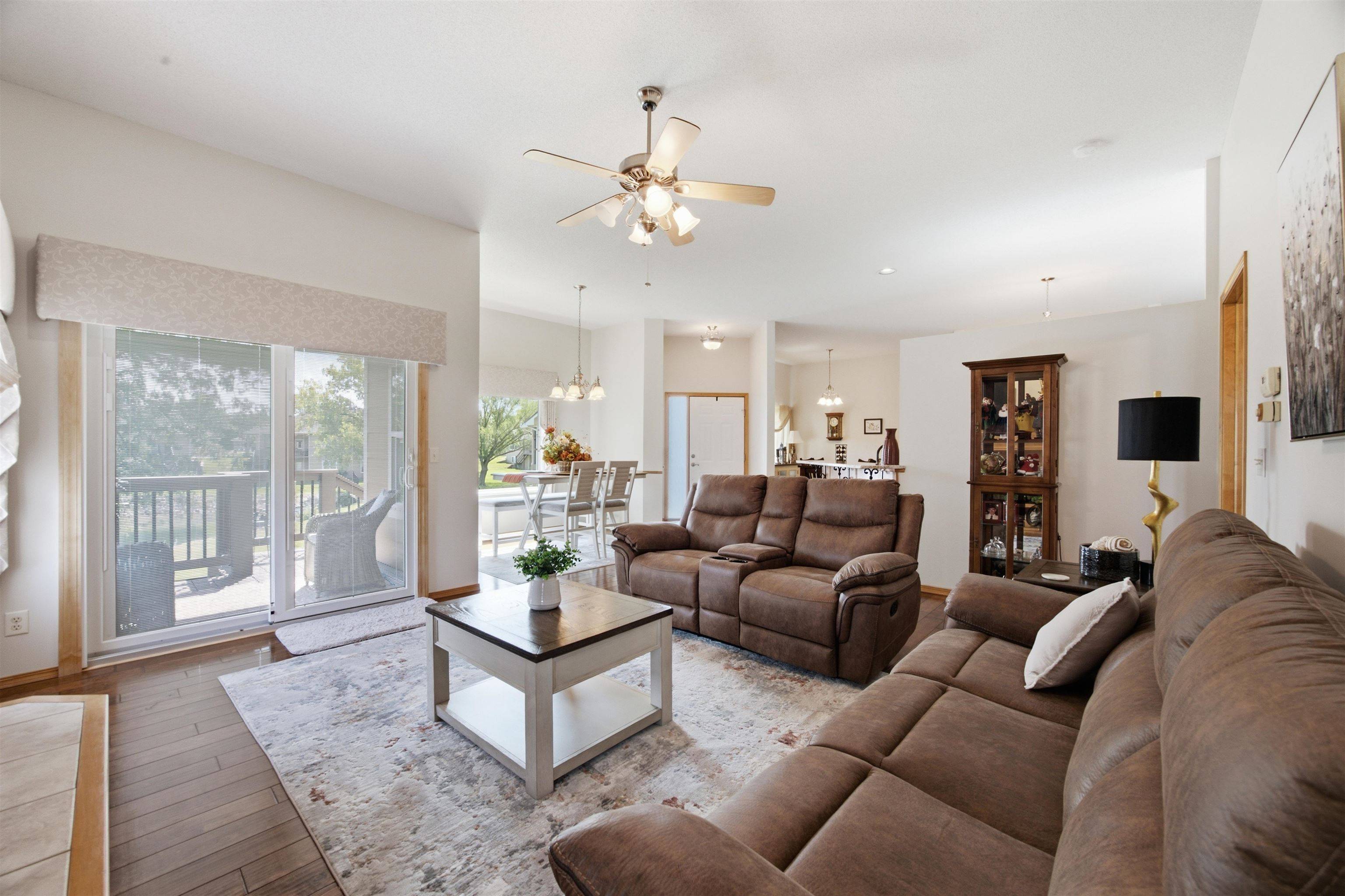 2315 N Lakeway Ct, Wichita, KS 67205