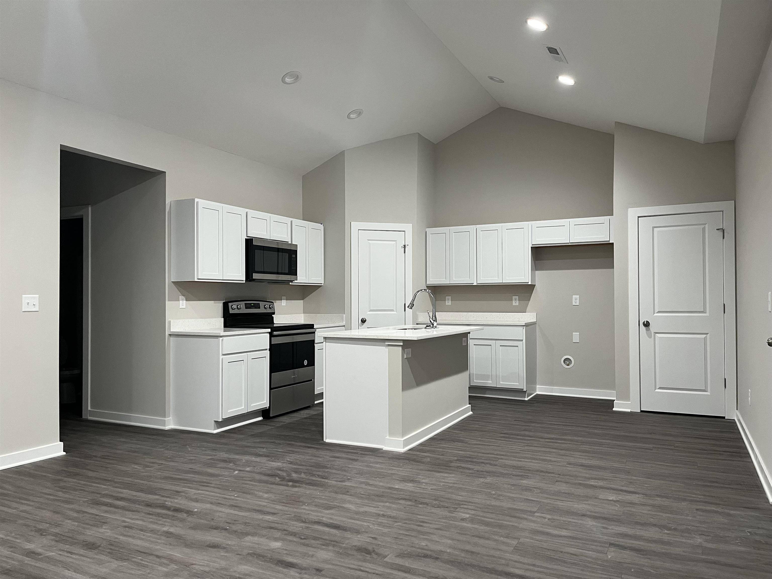 12013-12015 W Fontana St, Maize, KS 67205
