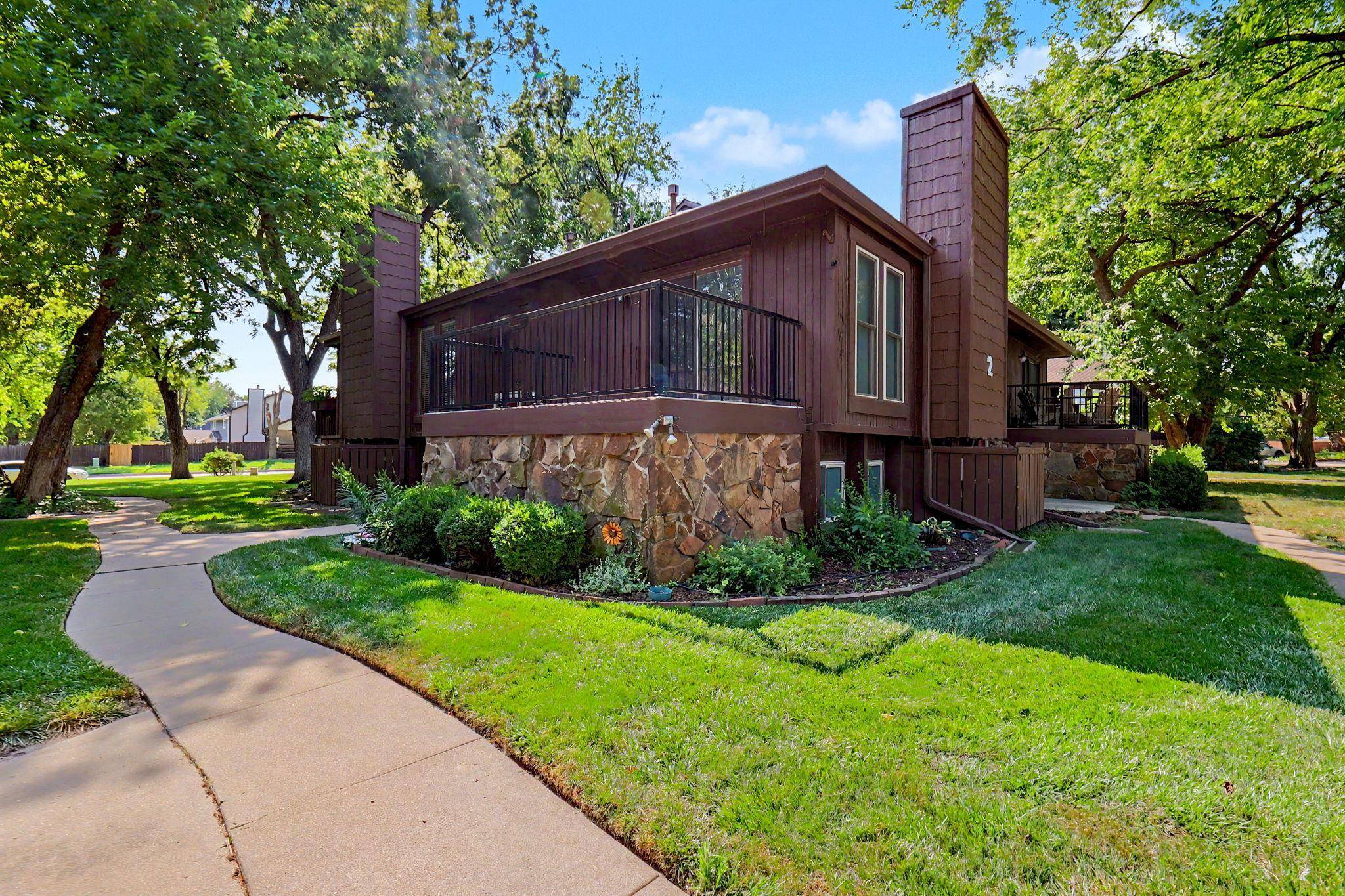 2421 S Yellowstone, Wichita, KS 67215