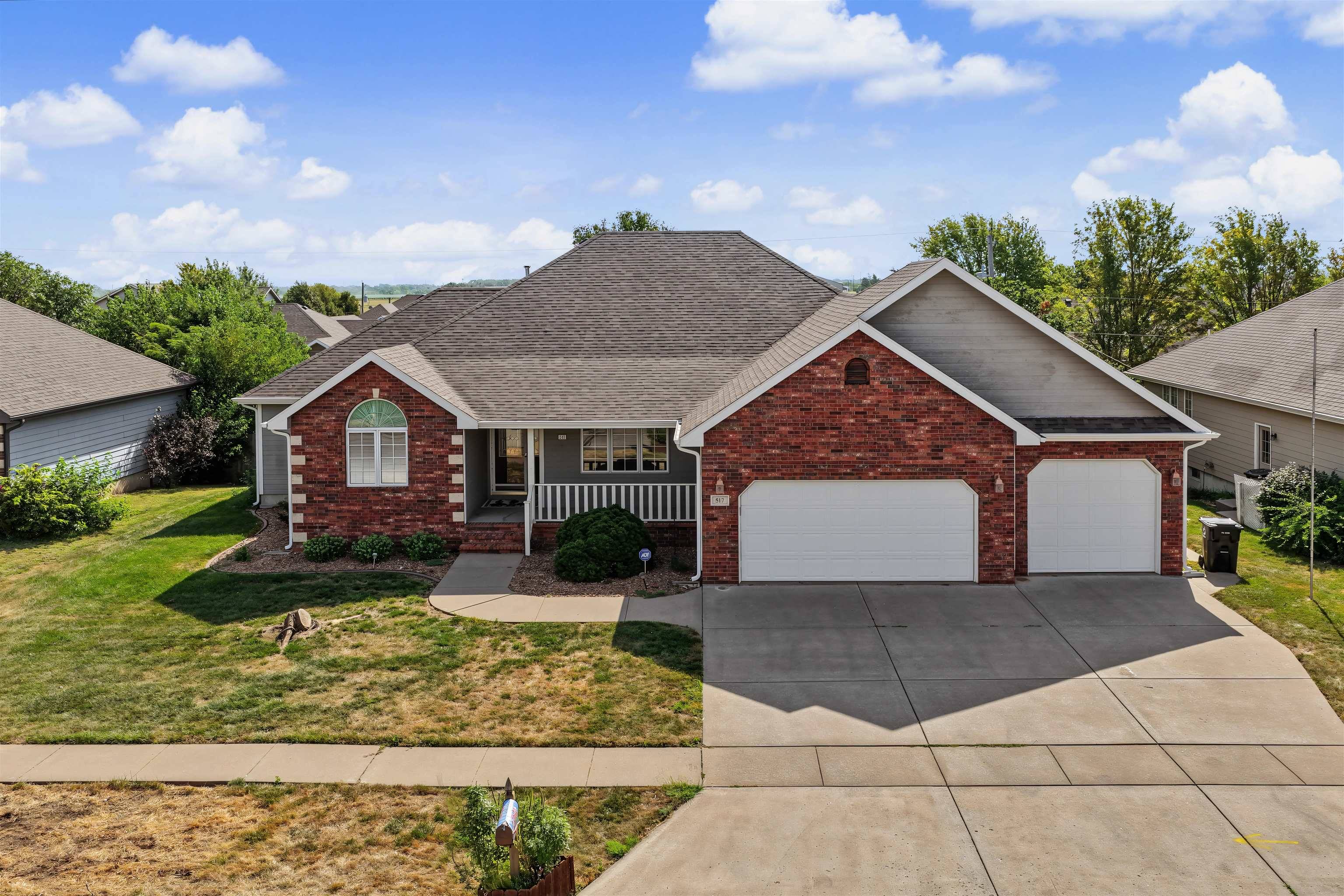 517 Pine Ridge Dr., Salina, KS 67401