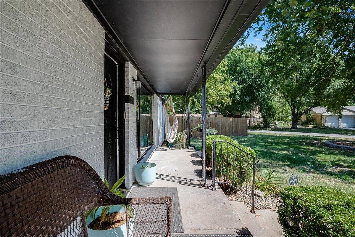 3304 N Porter Ave, Wichita, KS 67204-4210