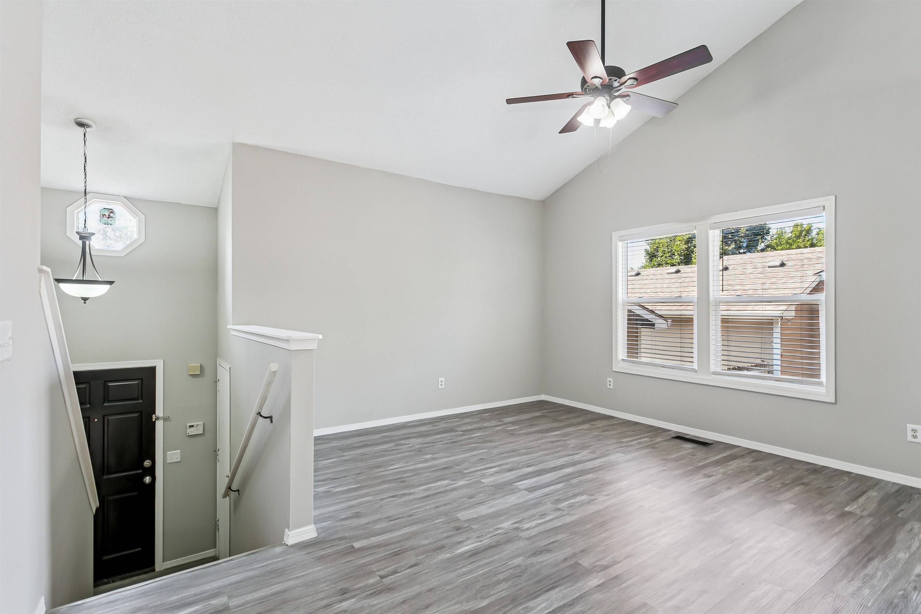 10702 E Bluestem St, Wichita, KS 67207