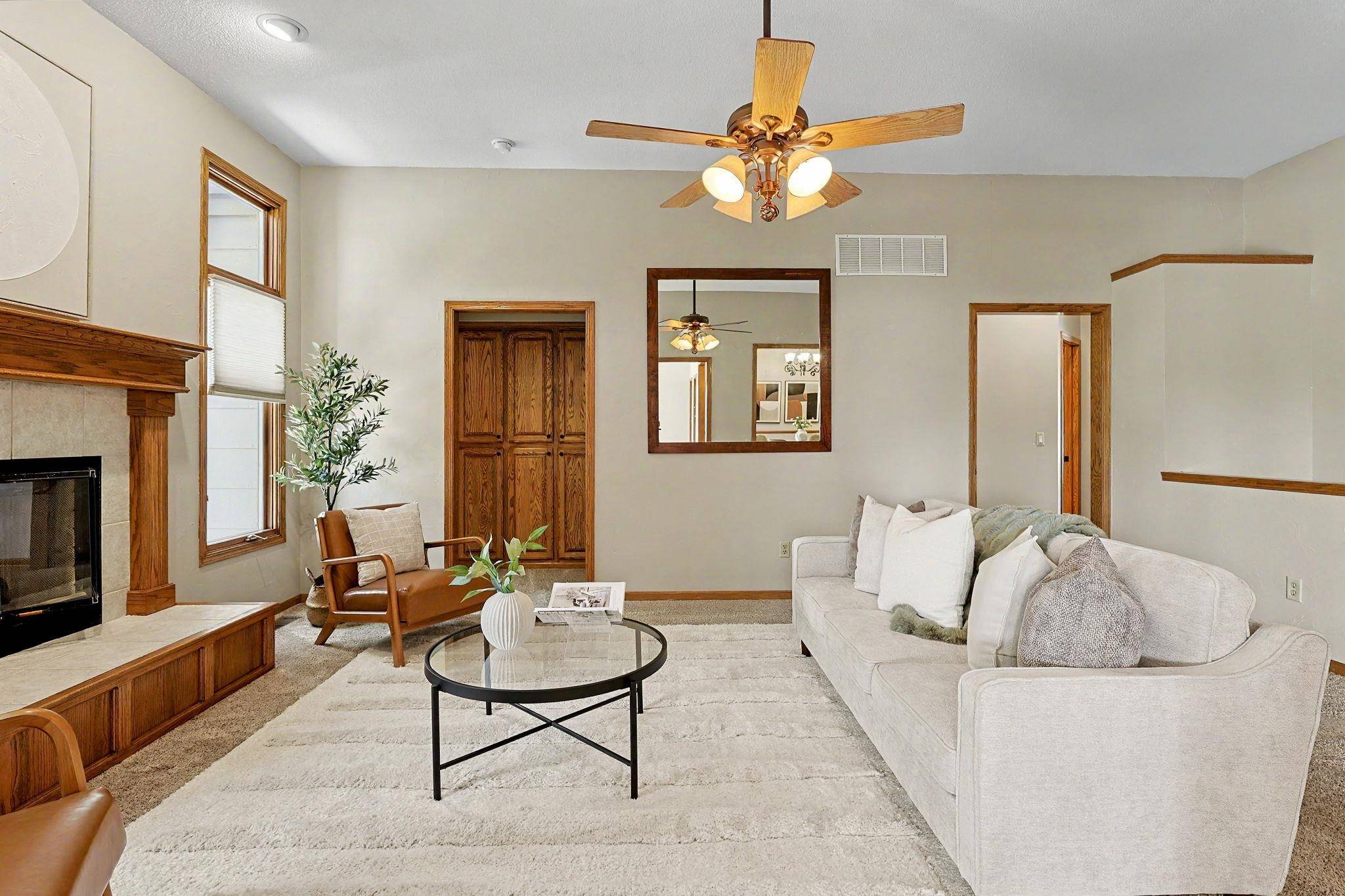 301 N Pinecrest Pl, Andover, KS 67002