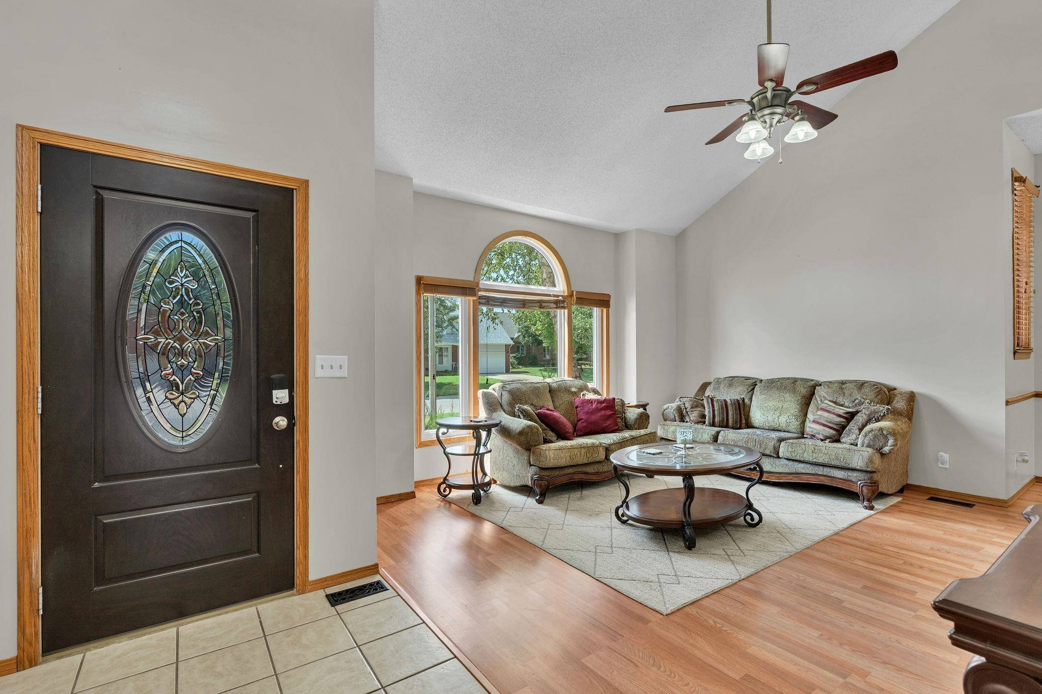 228 N Prescott Circle, Wichita, KS 67212