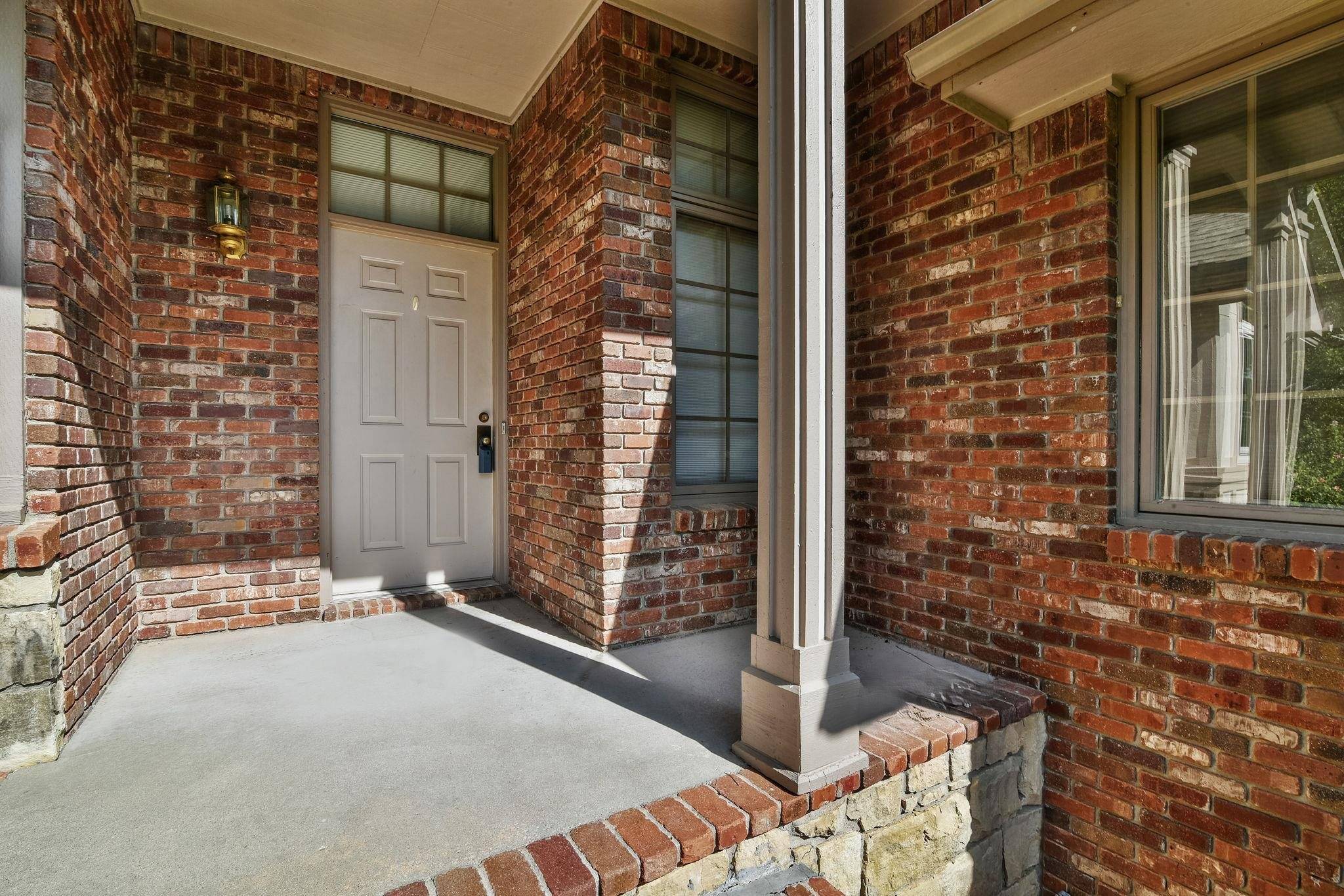 121 S Lakeside Dr., Andover, KS 67002