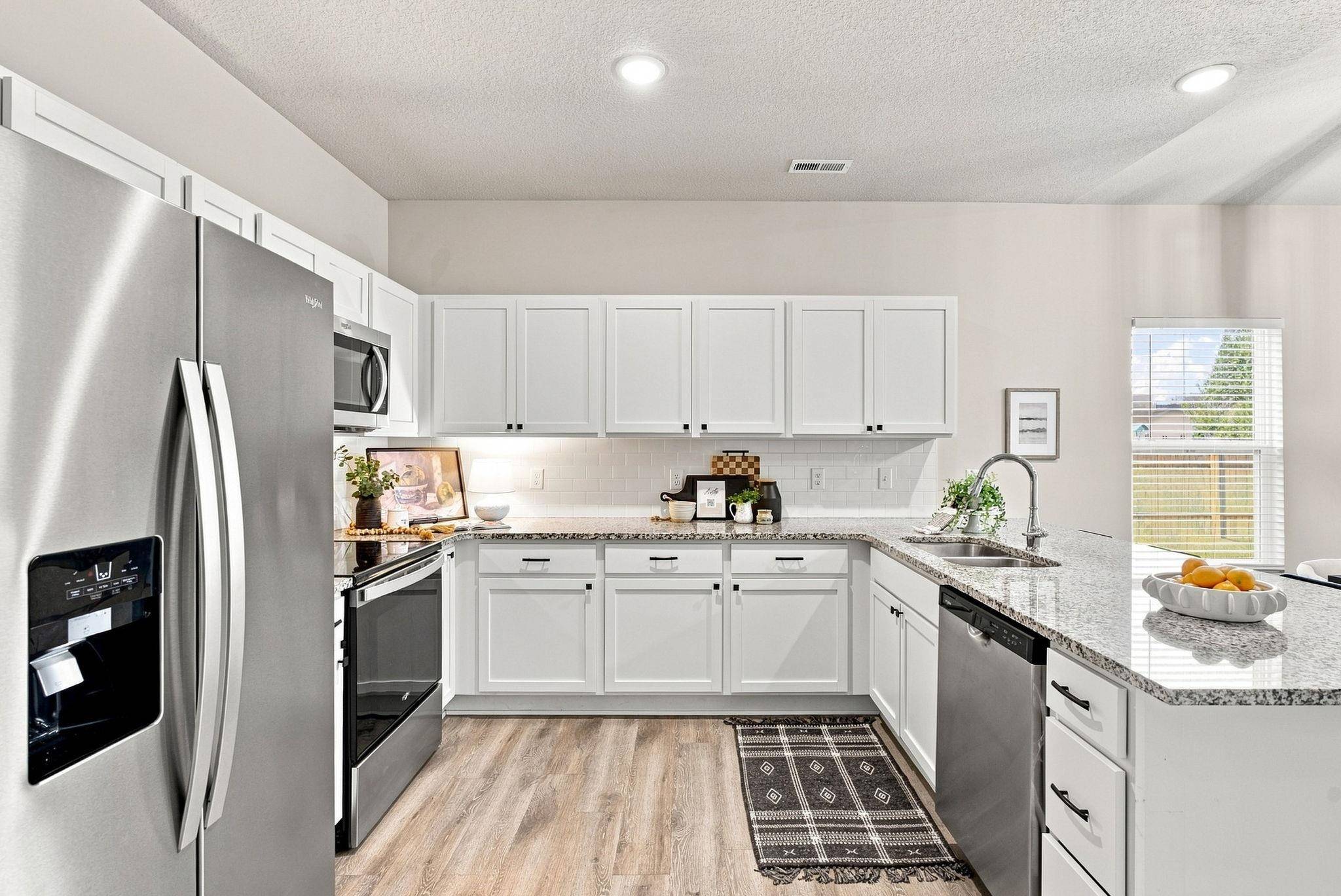211 S Gatewood St, Valley Center, KS 67147-4741