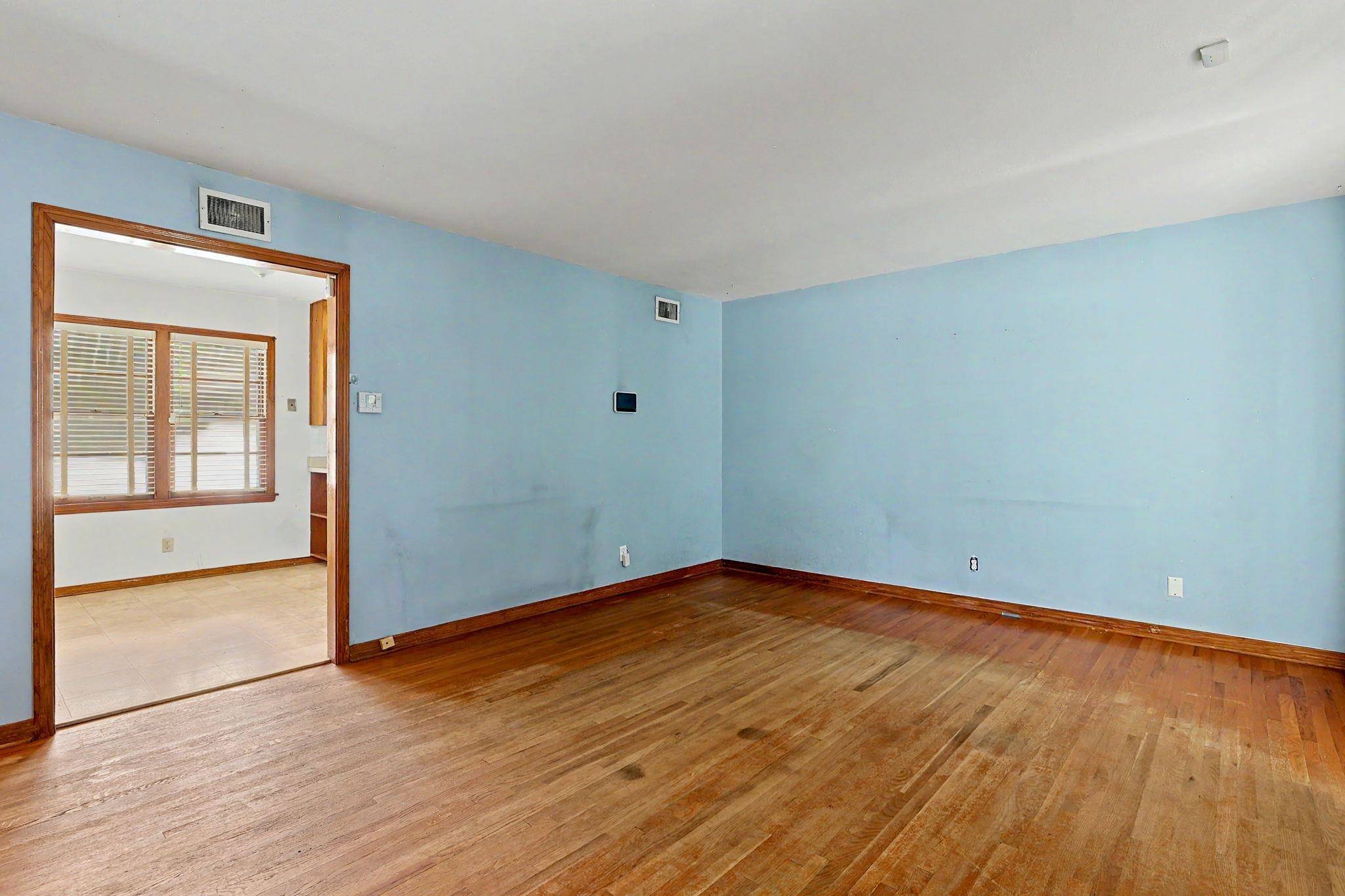 3255 S Gold, Wichita, KS 67217