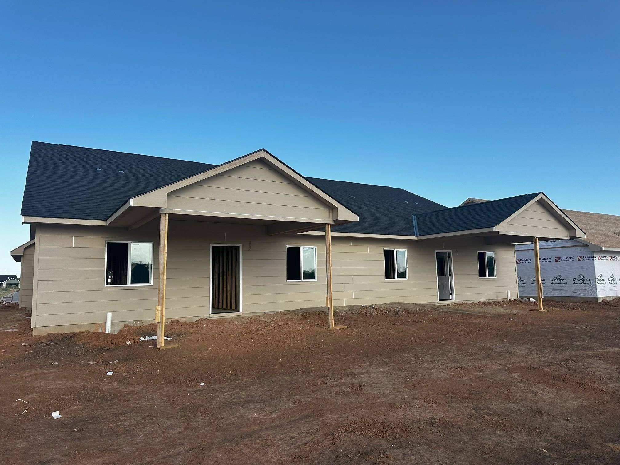814 N Wheatland St, Wichita, KS 67235