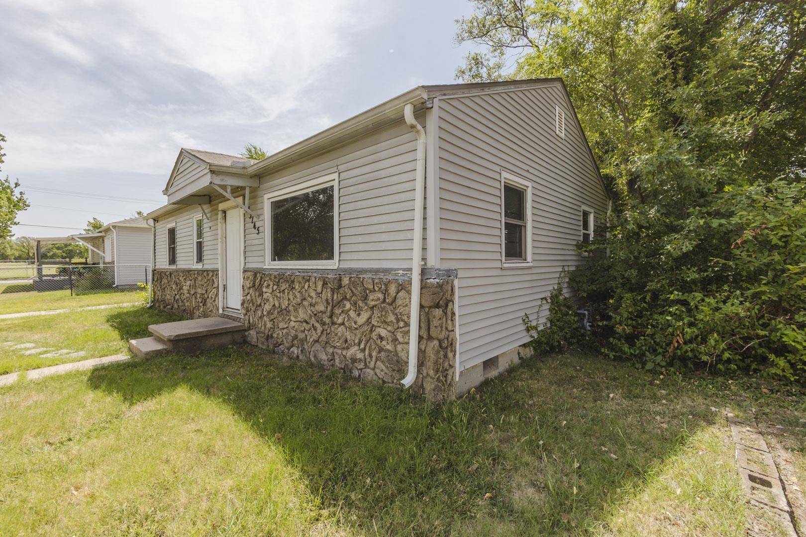 3145 E Ethel, Wichita, KS 67219